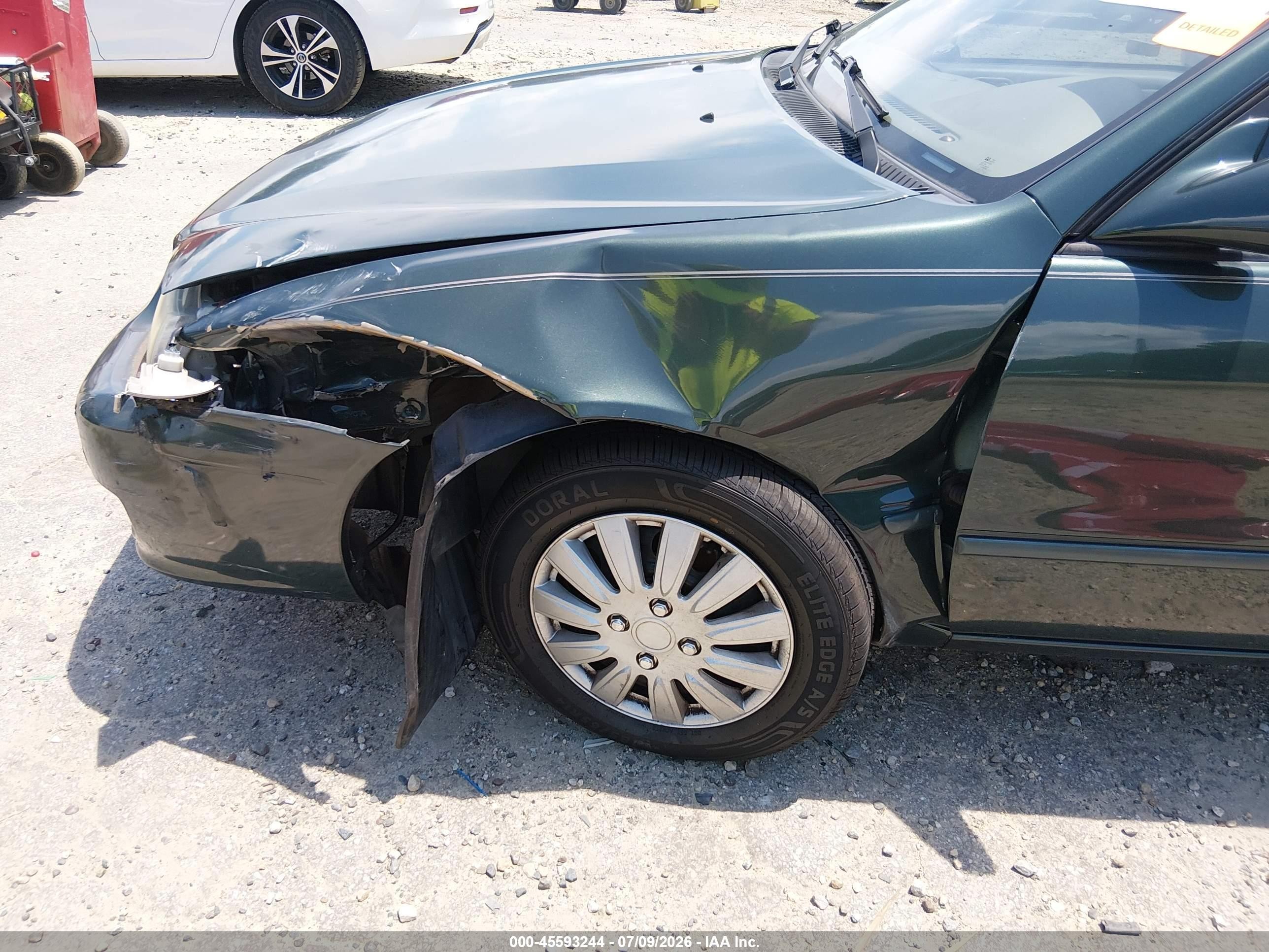 2002 Toyota Corolla Le Green vin: 2T1BR12E62C587925