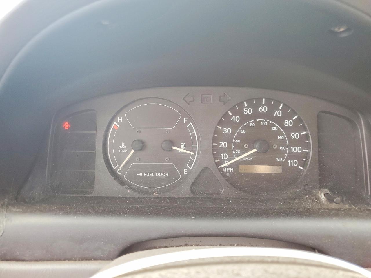 2001 Toyota Corolla Ce Silver vin: 2T1BR12E71C403705