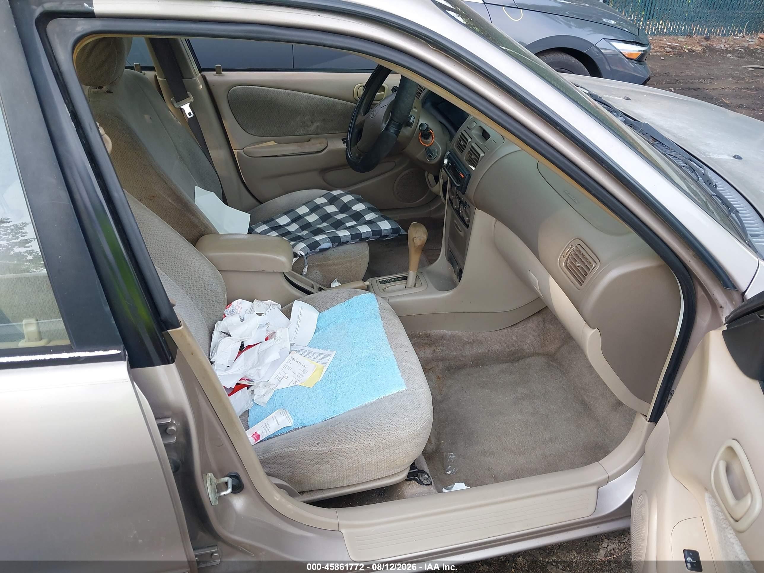 2002 Toyota Corolla Le Champagne vin: 2T1BR12E72C522565