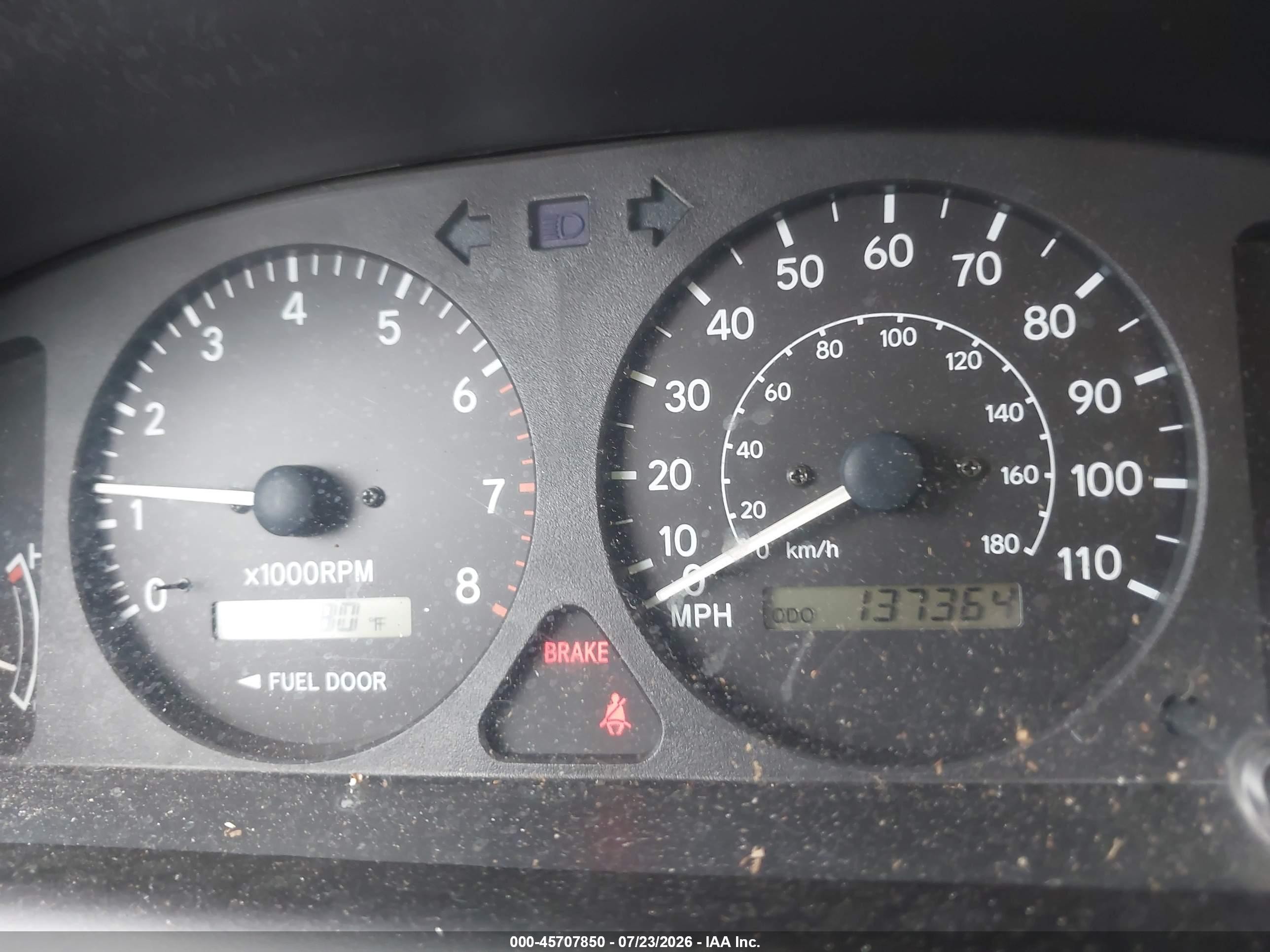 2002 Toyota Corolla Le Серый vin: 2T1BR12E72C562936