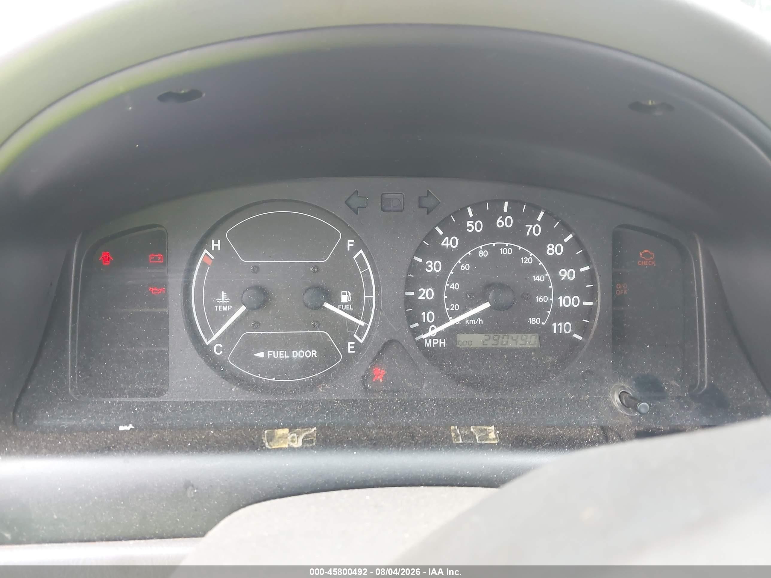 1999 Toyota Corolla Ce Silver vin: 2T1BR12E7XC248291