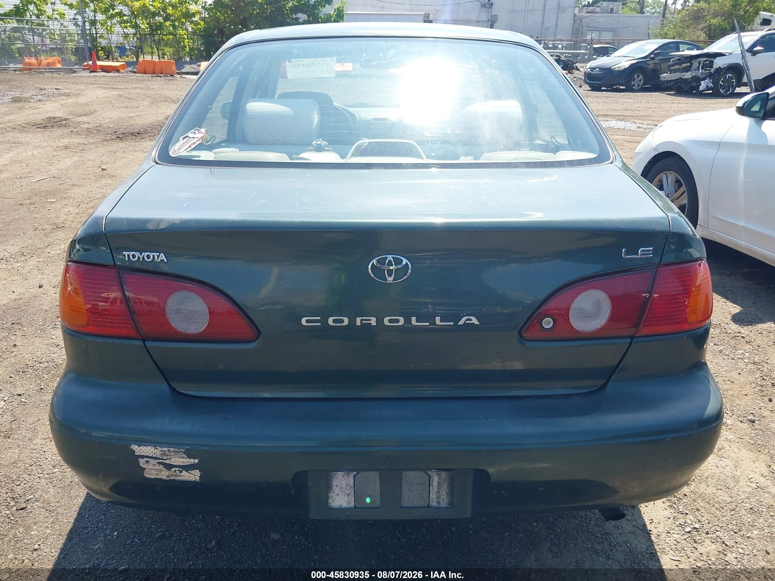 2001 Toyota Corolla Le Green vin: 2T1BR12E81C389099