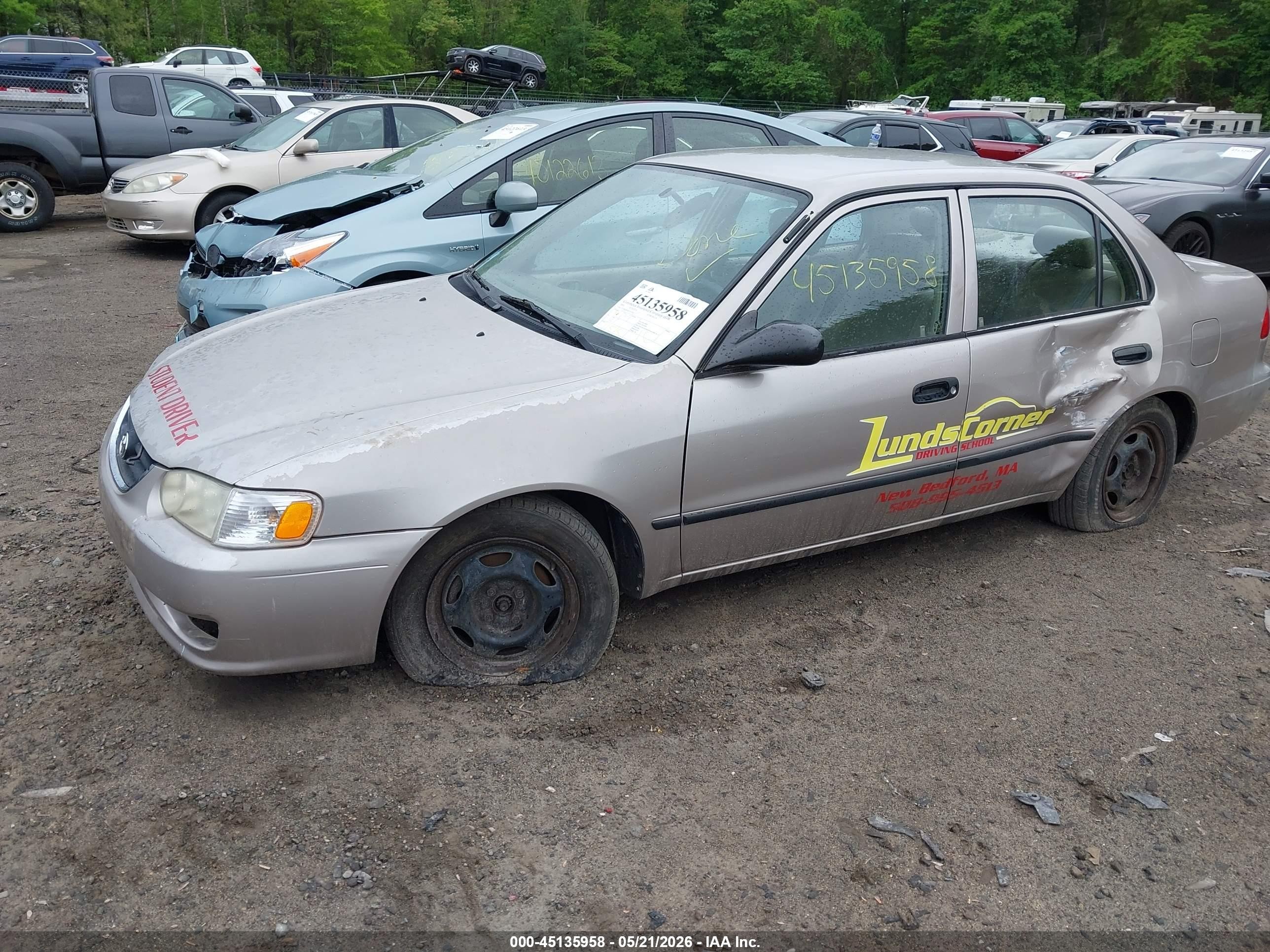 2001 Toyota Corolla Ce Бежевый vin: 2T1BR12E81C422926