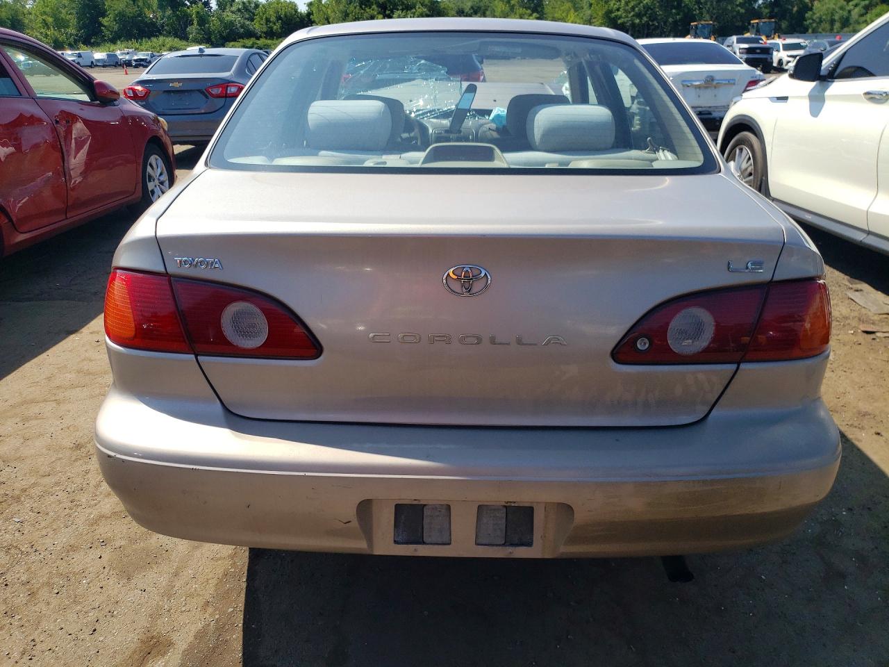 2002 Toyota Corolla Le Коричневый vin: 2T1BR12E82C547295