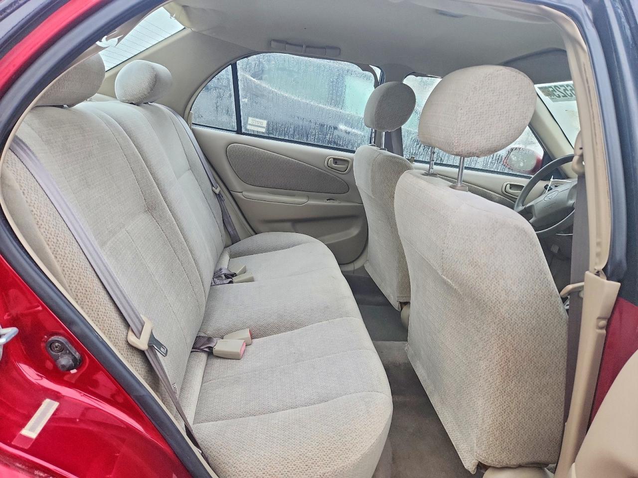 2002 Toyota Corolla Le Red vin: 2T1BR12E82C561195