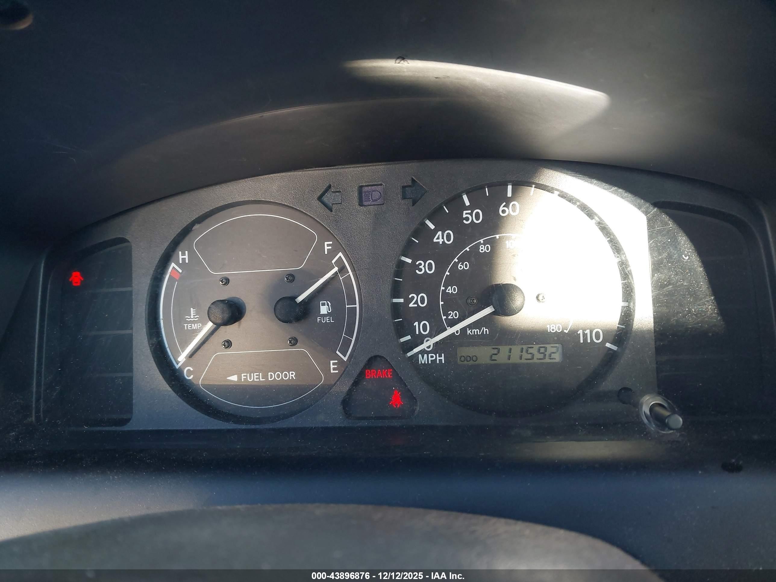 1998 Toyota Corolla Ce Blue vin: 2T1BR12E8WC061348