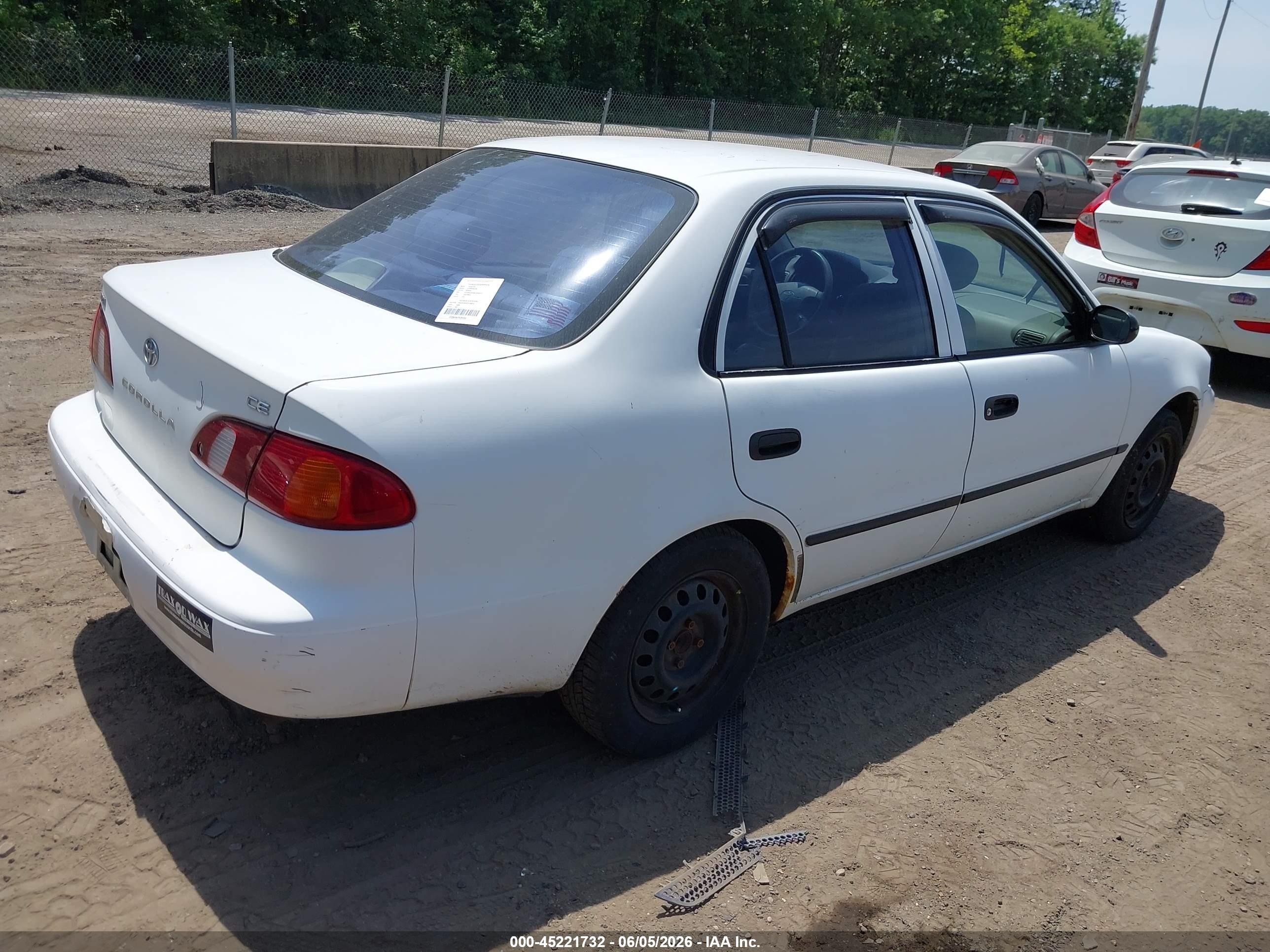1999 Toyota Corolla Ce Белый vin: 2T1BR12E8XC206213