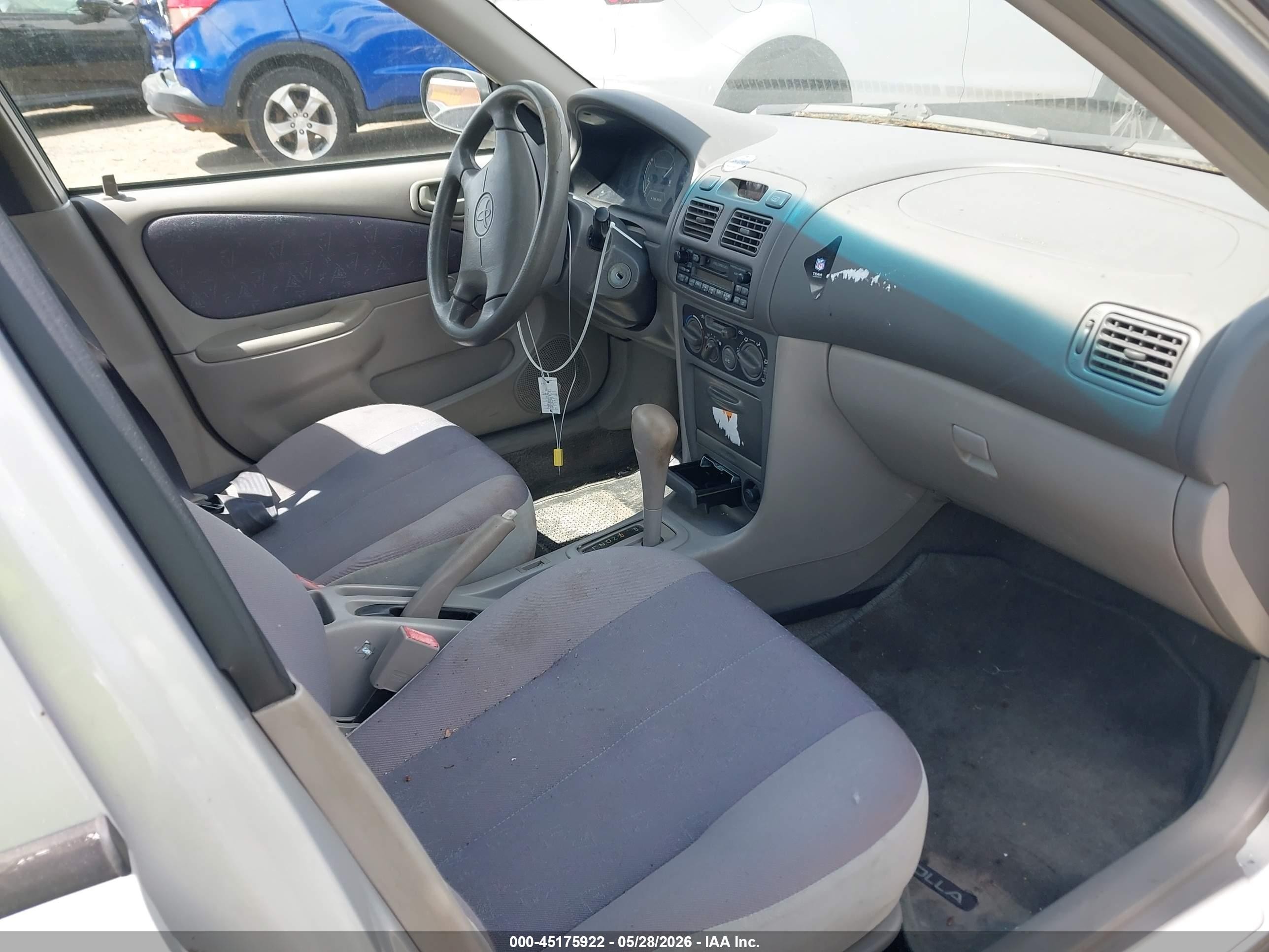 2000 Toyota Corolla Ve Gray vin: 2T1BR12E8YC279485