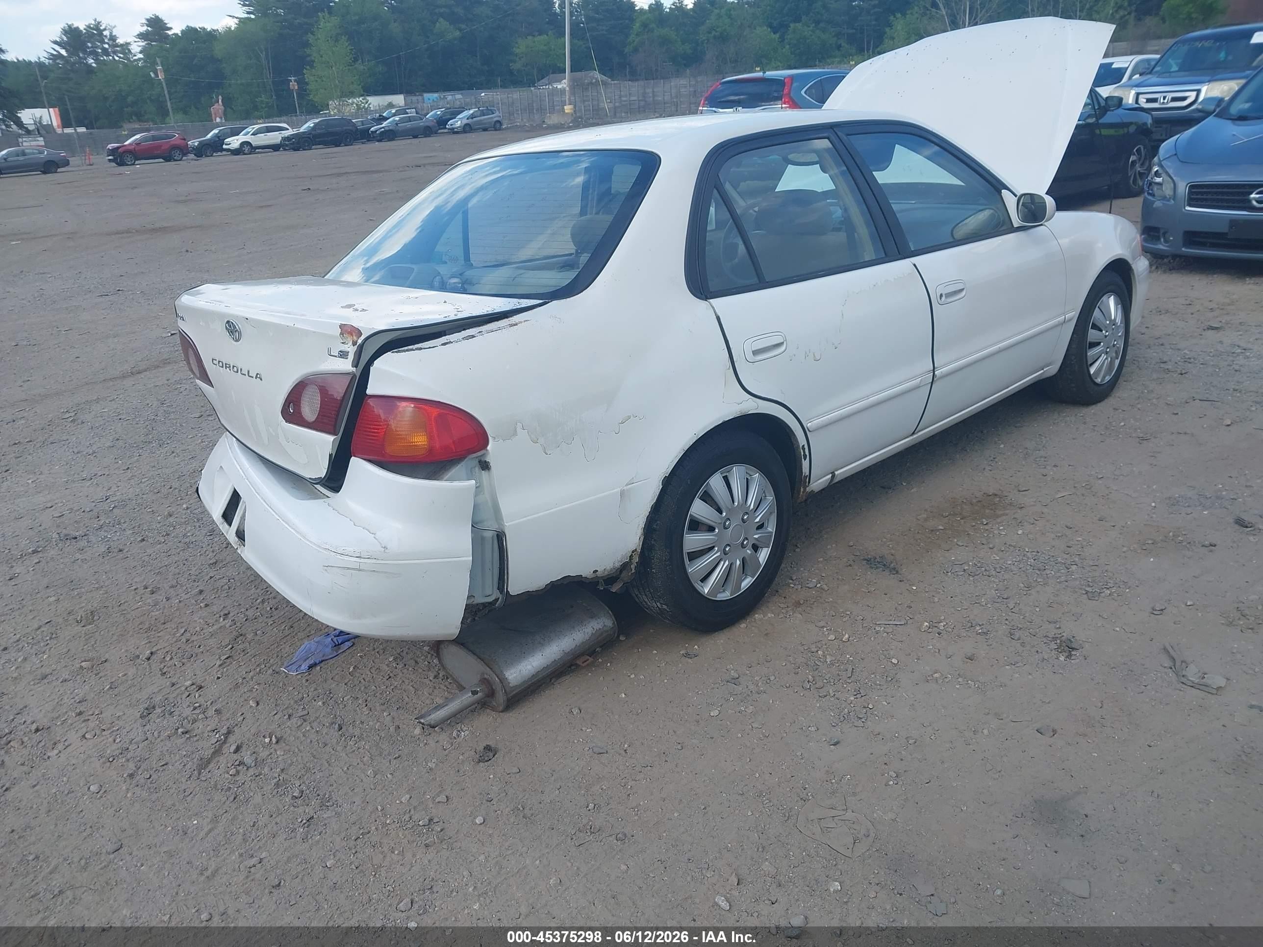 2001 Toyota Corolla Le White vin: 2T1BR12E91C449214