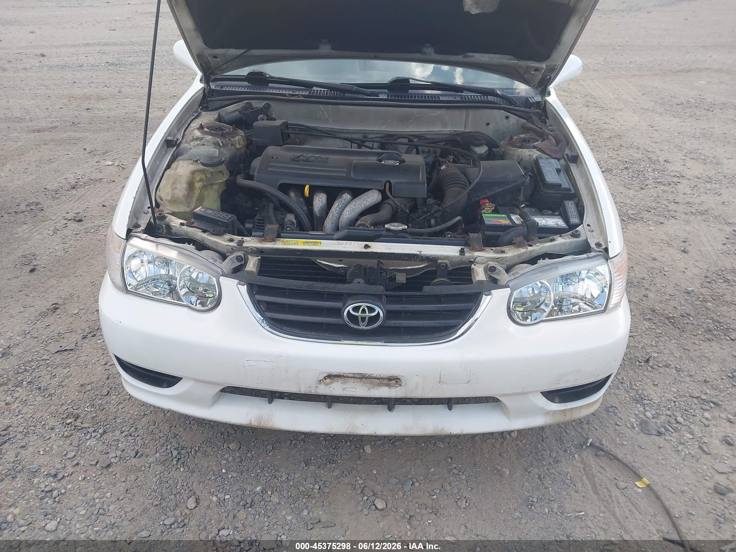 2001 Toyota Corolla Le White vin: 2T1BR12E91C449214