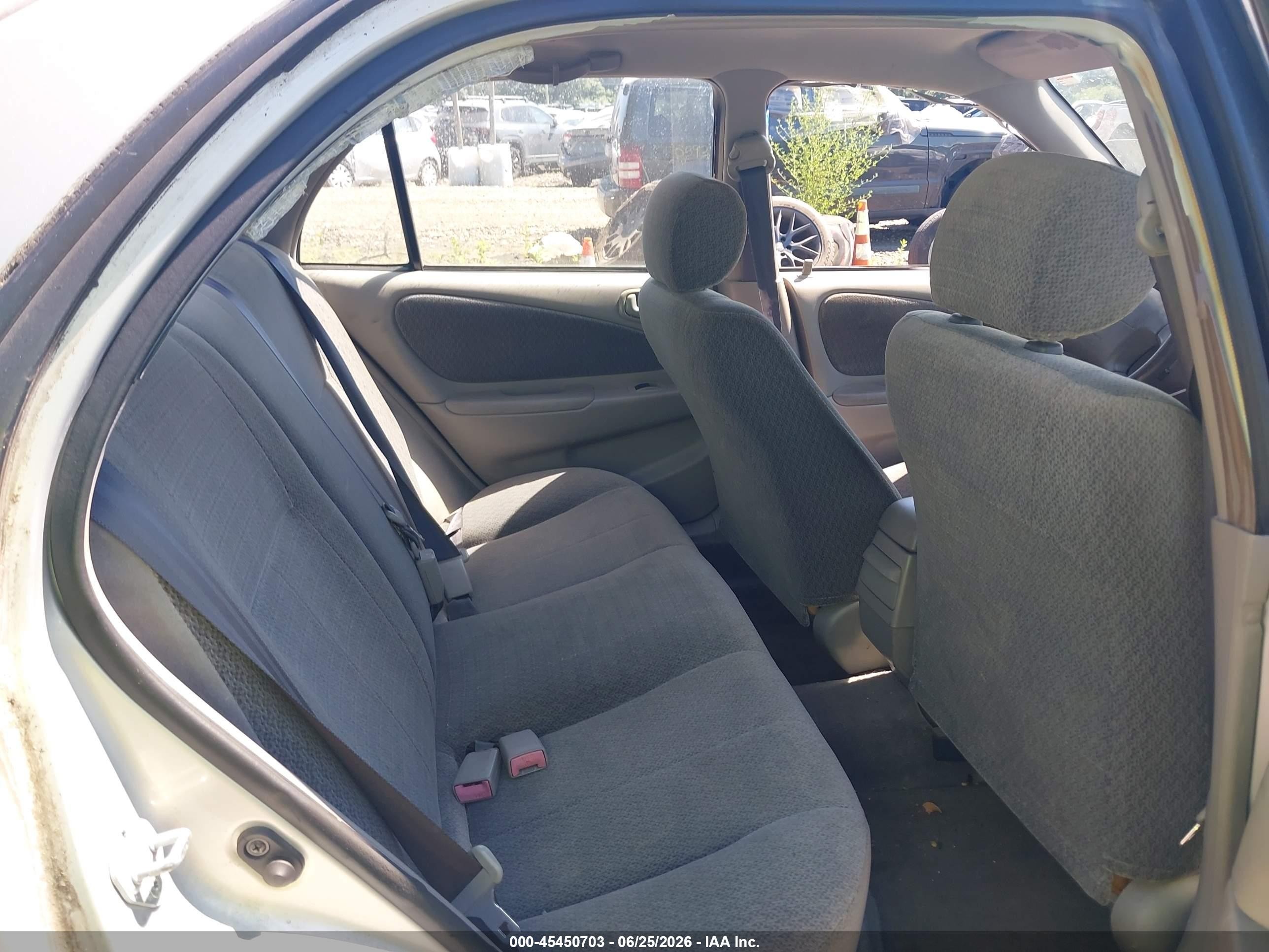 2002 Toyota Corolla Le Silver vin: 2T1BR12E92C541215