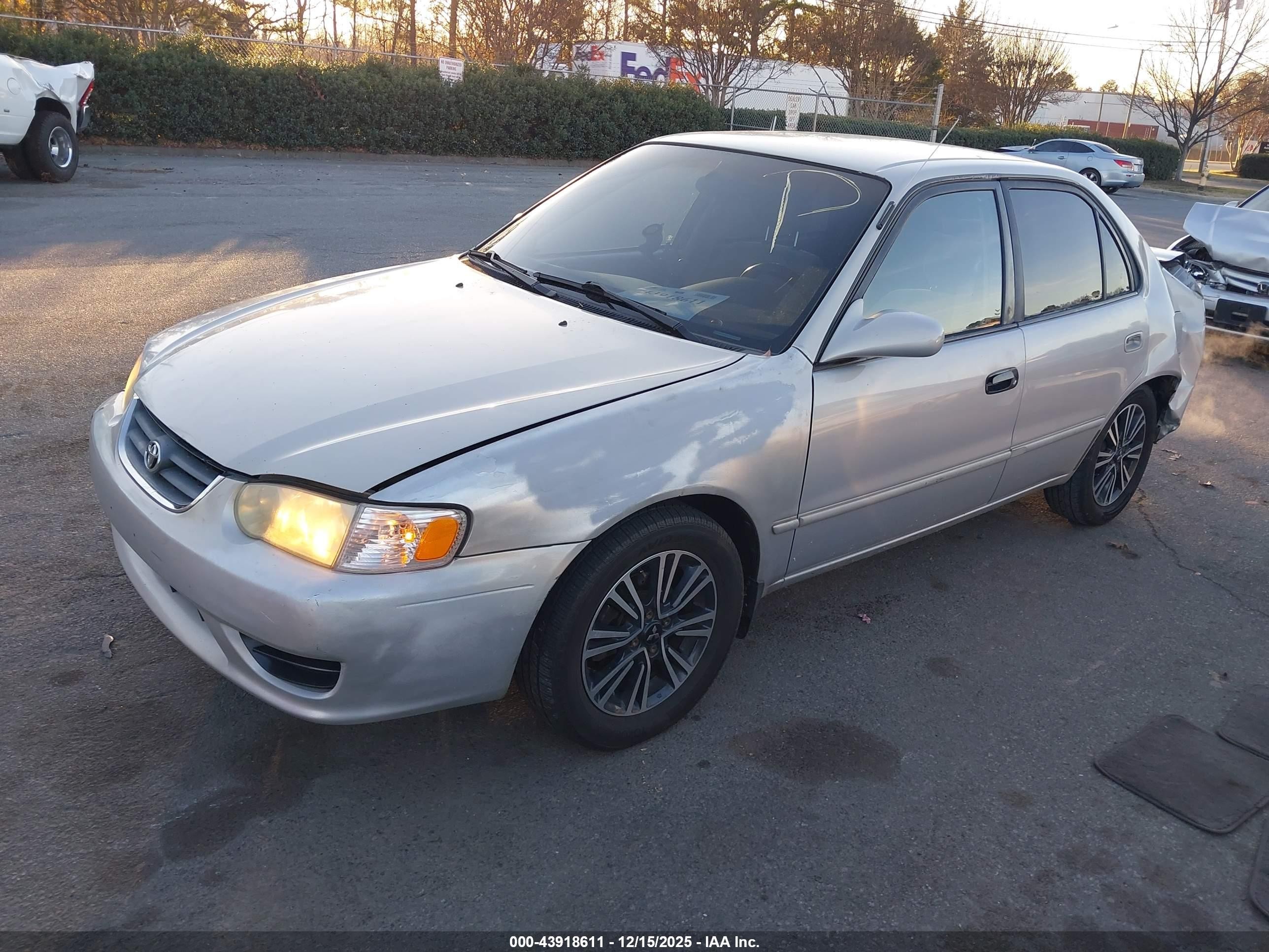 2002 Toyota Corolla Le Серебряный vin: 2T1BR12E92C549072