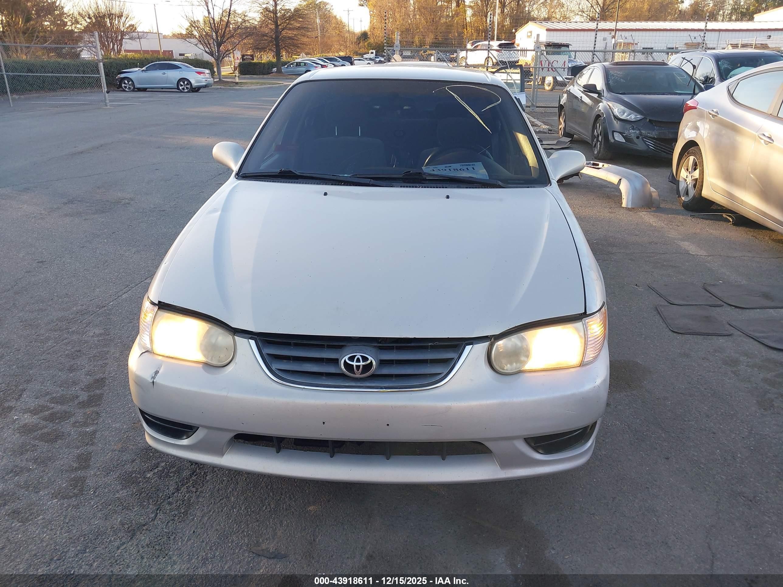 2002 Toyota Corolla Le Серебряный vin: 2T1BR12E92C549072