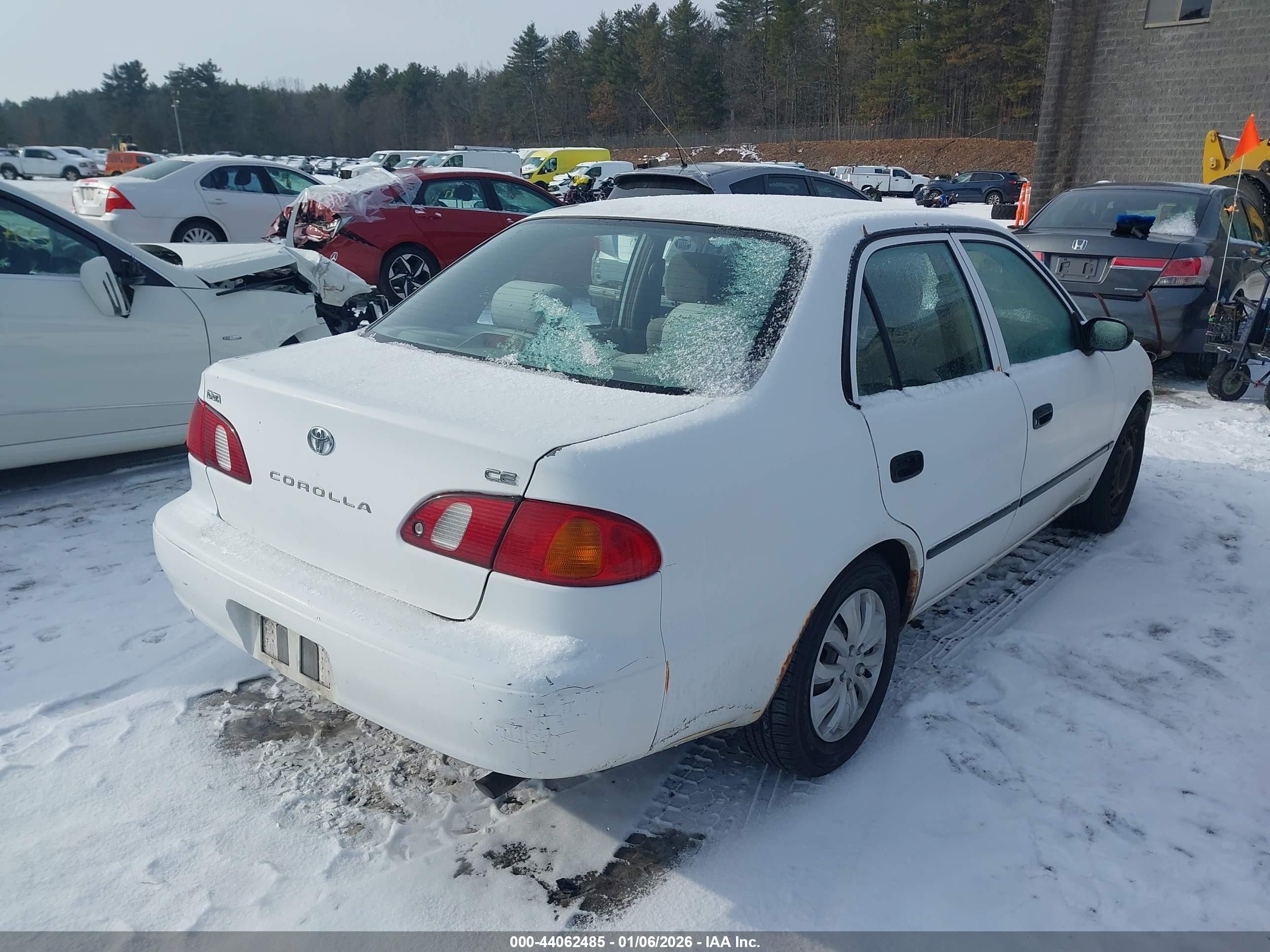 2000 Toyota Corolla Ce Белый vin: 2T1BR12E9YC263411