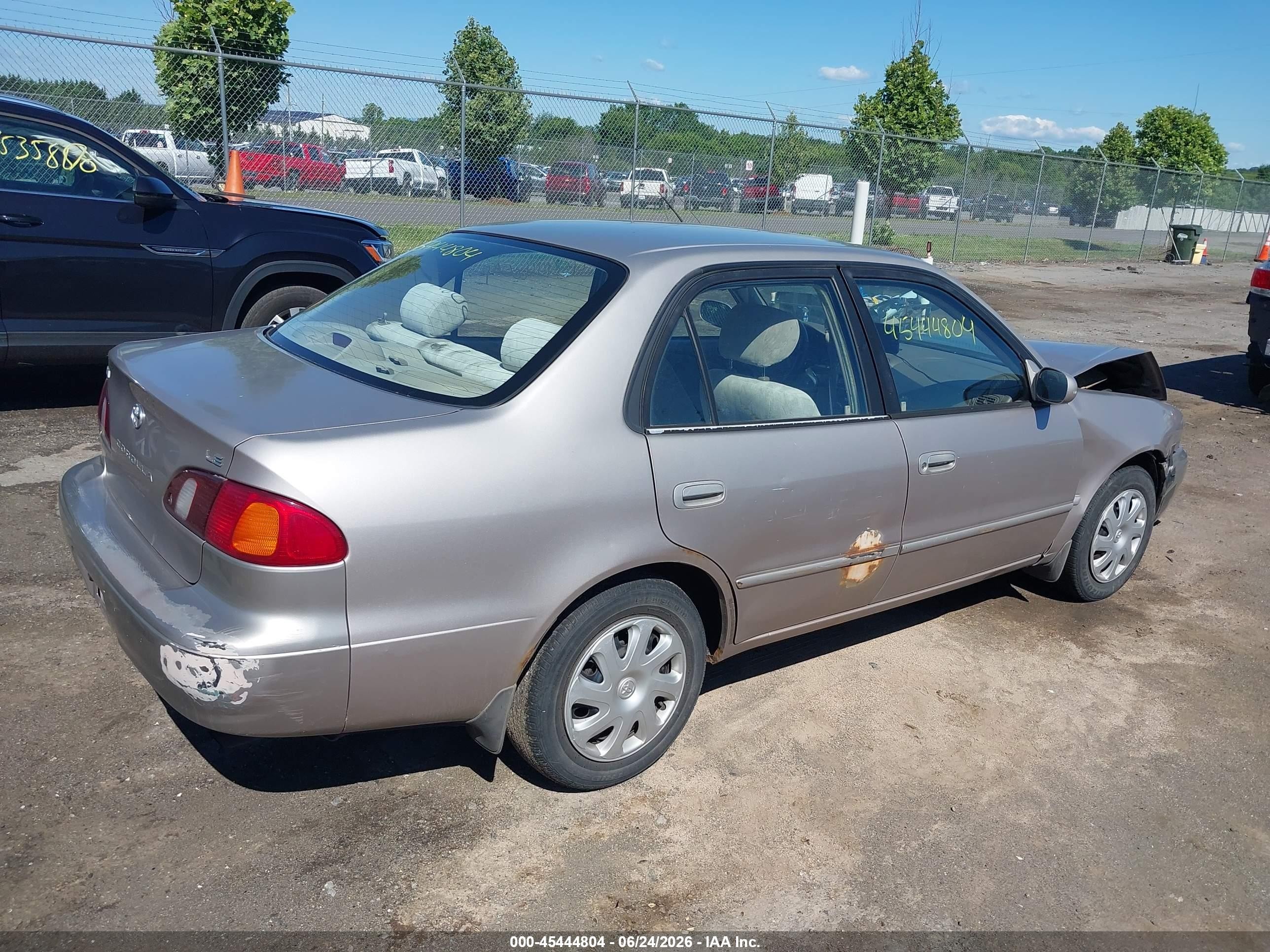 2000 Toyota Corolla Le Beige vin: 2T1BR12E9YC267927