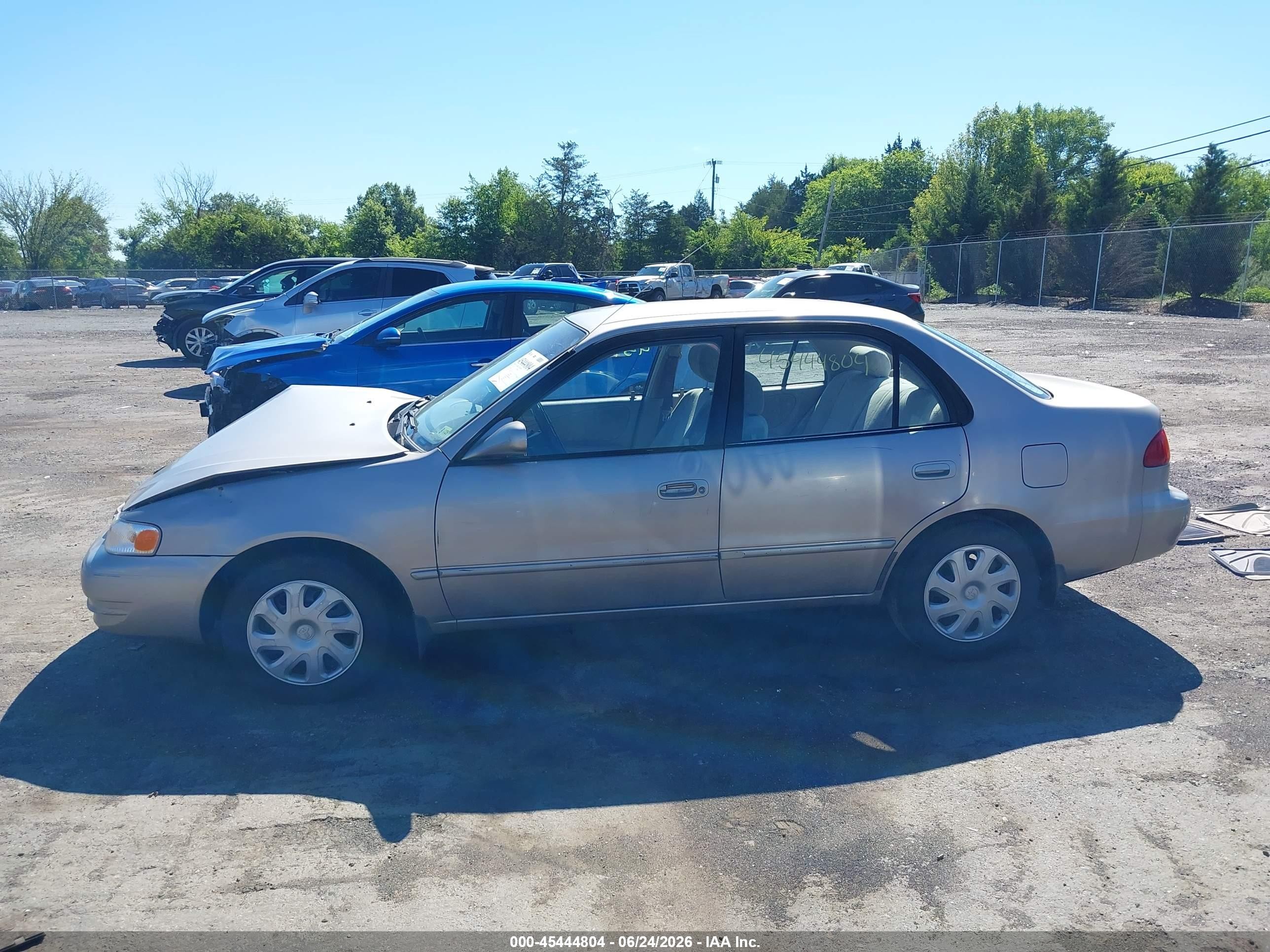 2000 Toyota Corolla Le Beige vin: 2T1BR12E9YC267927