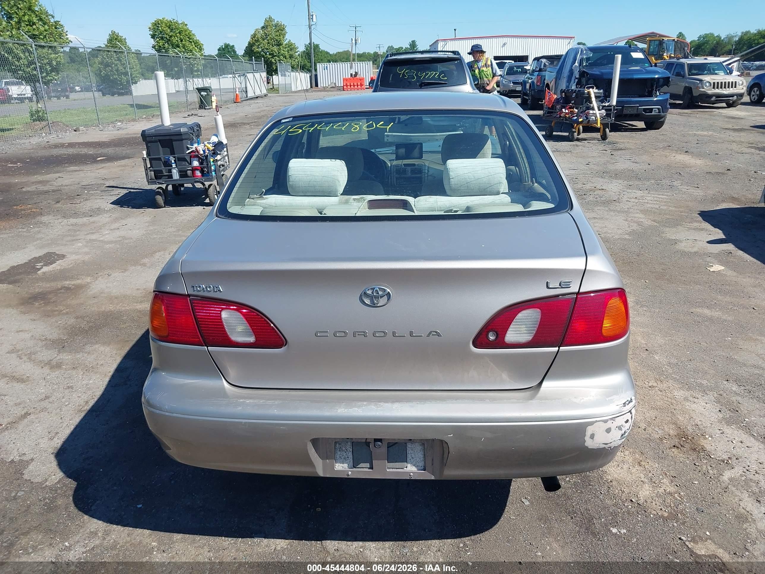2000 Toyota Corolla Le Beige vin: 2T1BR12E9YC267927