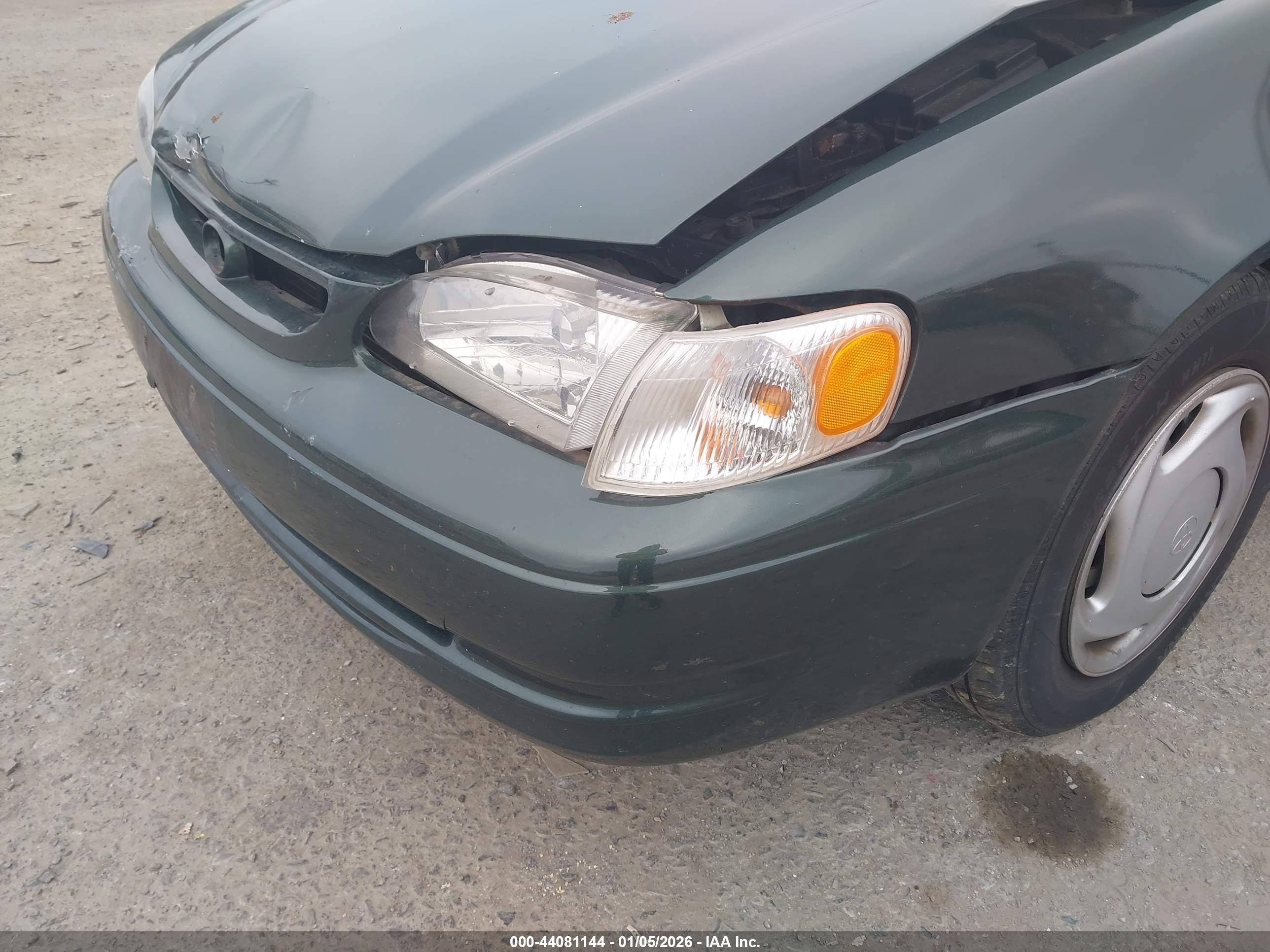 2000 Toyota Corolla Ce Green vin: 2T1BR12E9YC340343