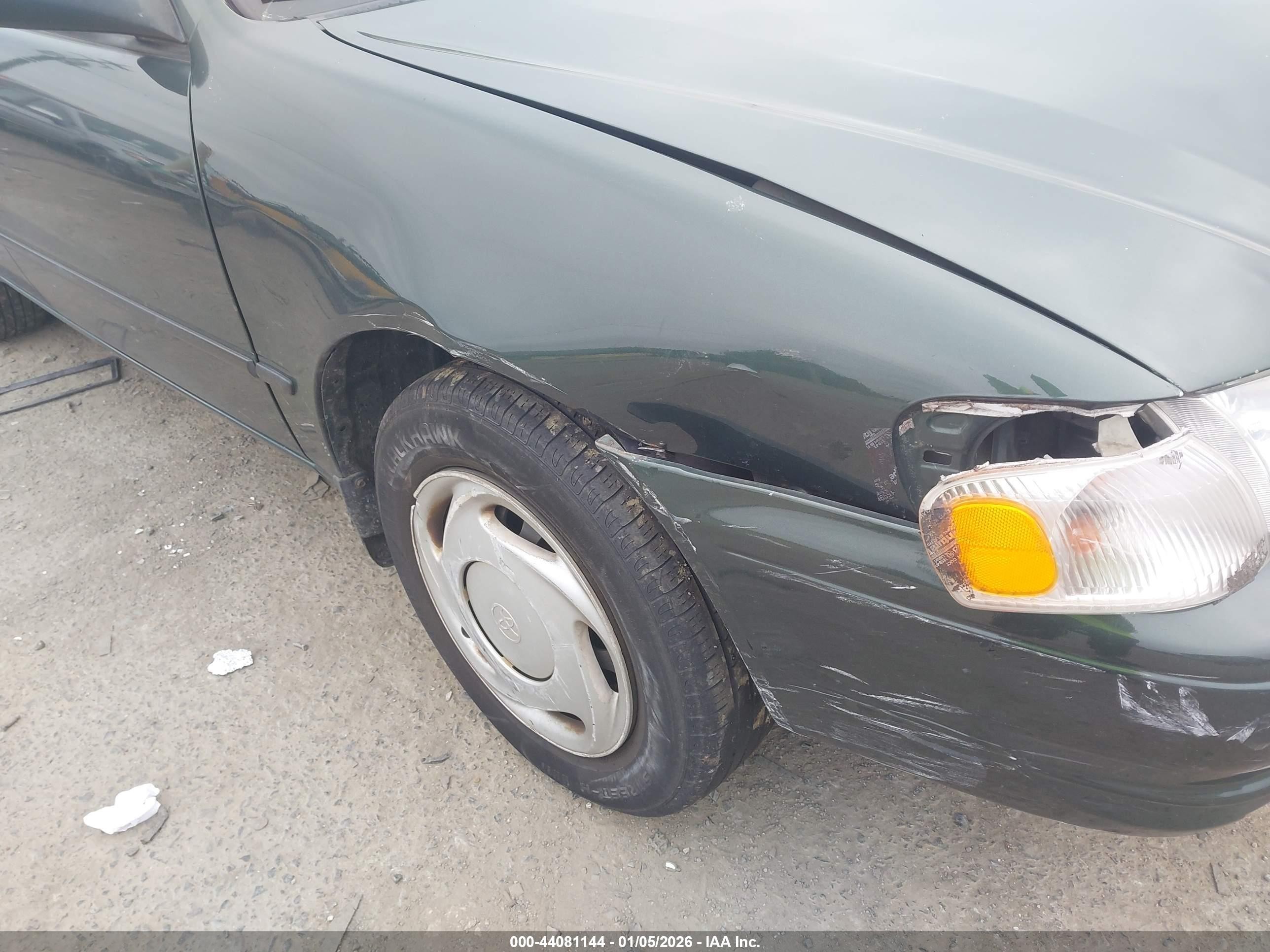 2000 Toyota Corolla Ce Green vin: 2T1BR12E9YC340343