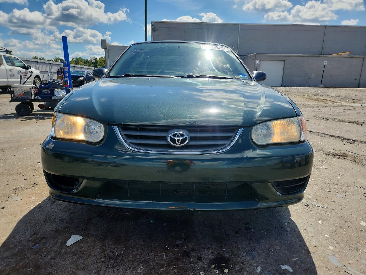 2002 Toyota Corolla Ce Green vin: 2T1BR12EX2C548027