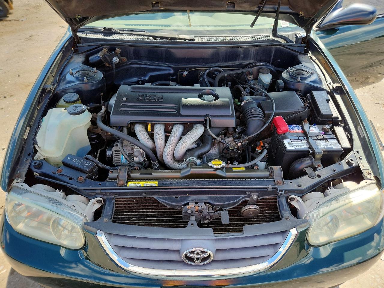 2002 Toyota Corolla Ce Green vin: 2T1BR12EX2C548027