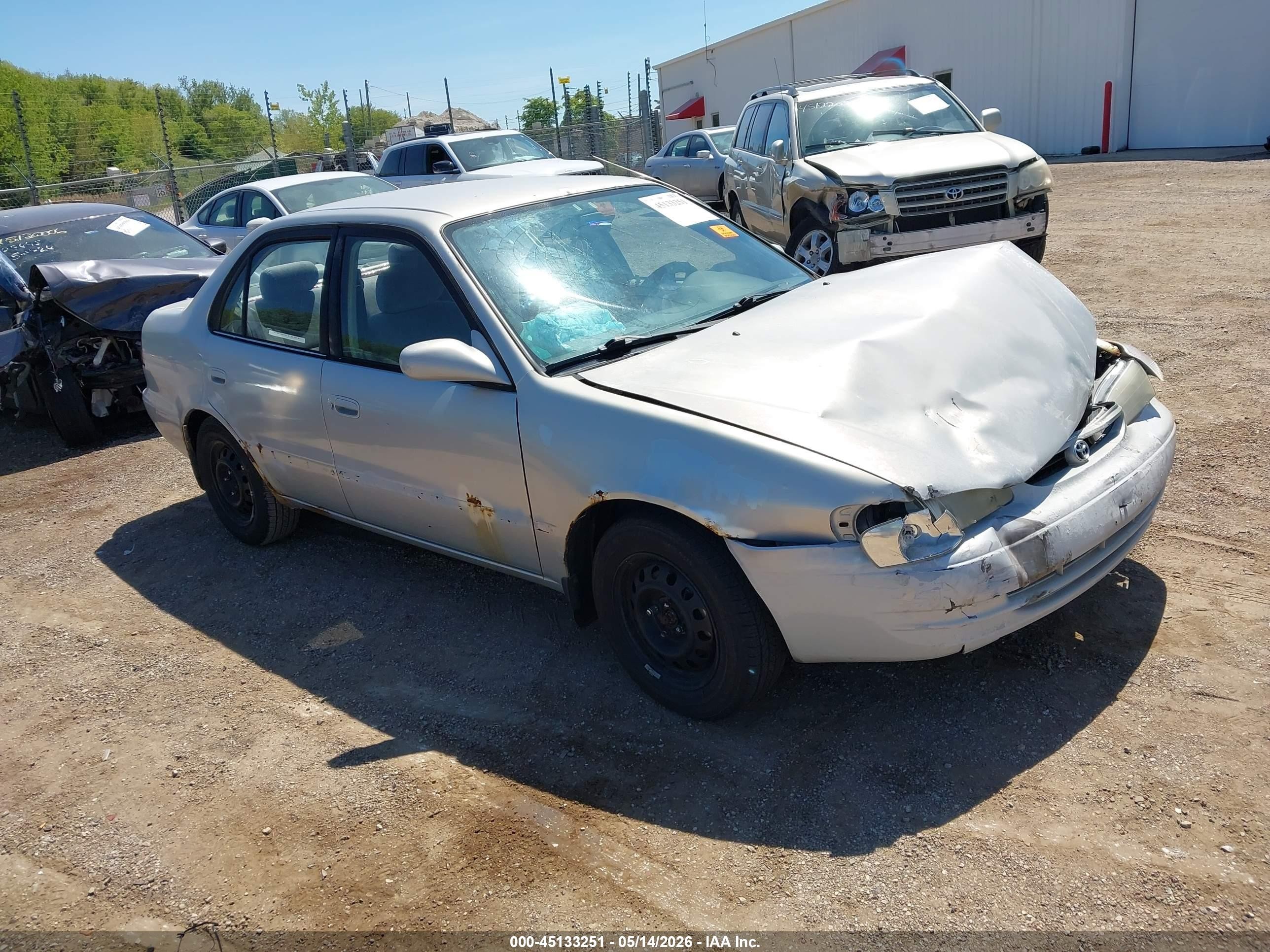 1999 Toyota Corolla Le Silver vin: 2T1BR18E3XC259456