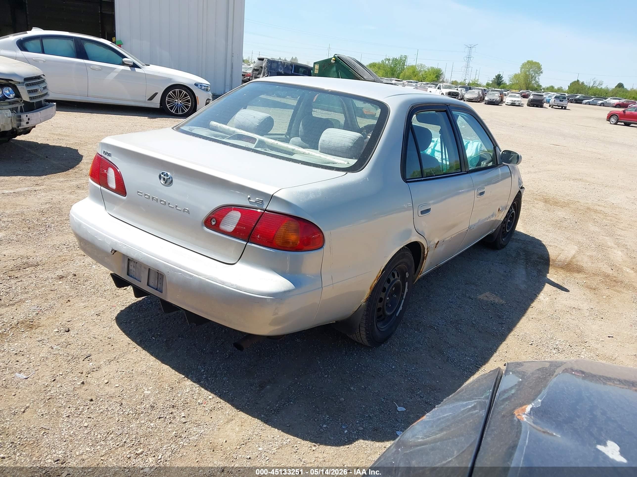 1999 Toyota Corolla Le Silver vin: 2T1BR18E3XC259456
