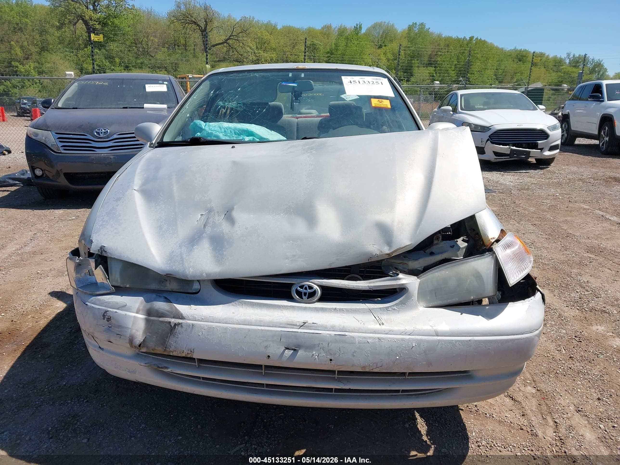 1999 Toyota Corolla Le Silver vin: 2T1BR18E3XC259456