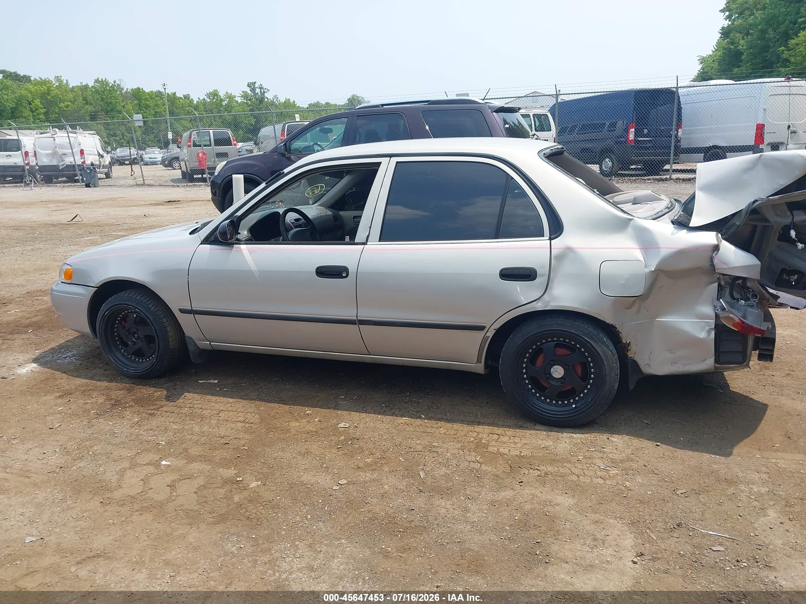 2000 Toyota Corolla Ce Silver vin: 2T1BR18E3YC328955