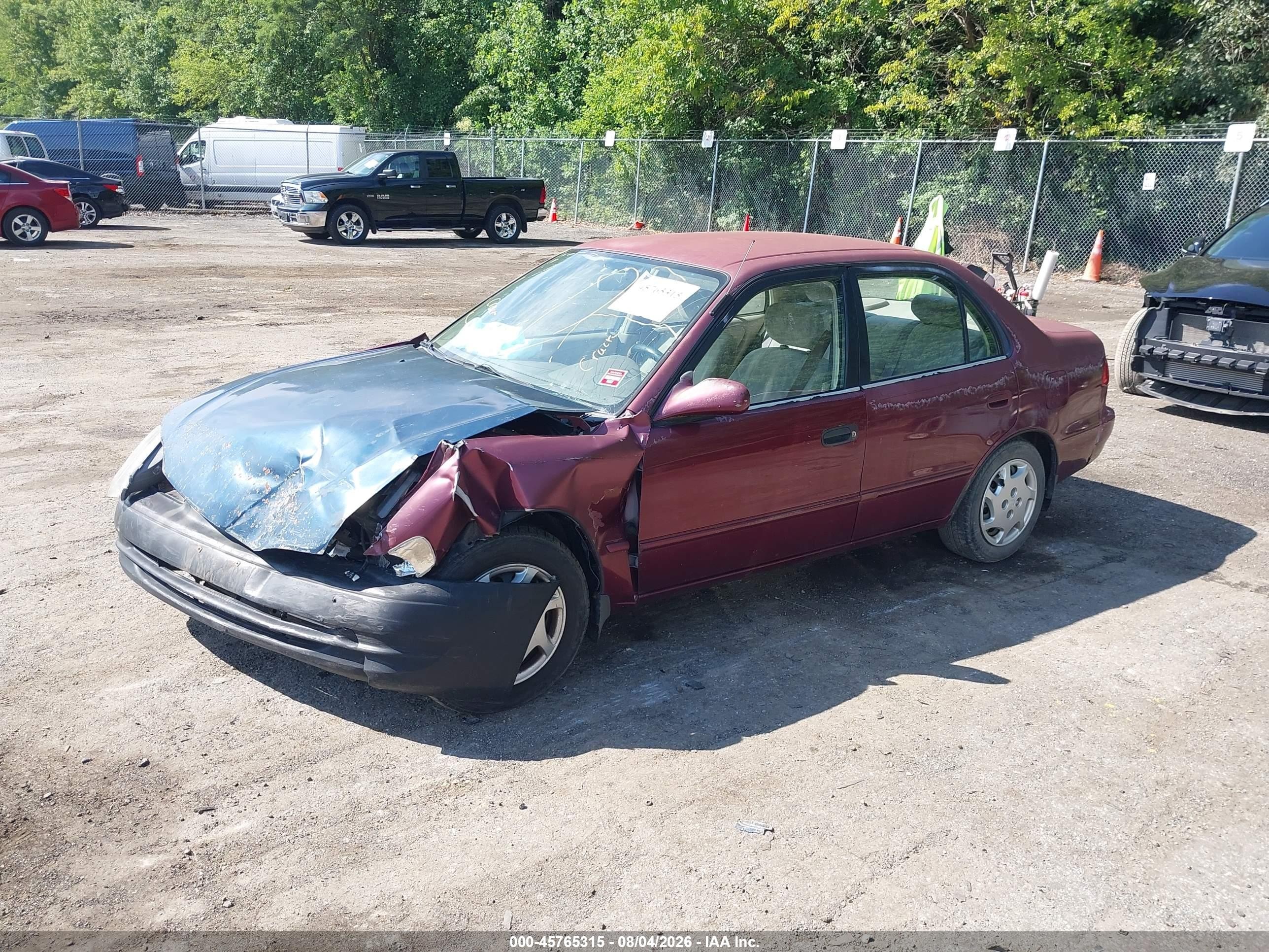 1998 Toyota Corolla Le Burgundy vin: 2T1BR18E5WC018612