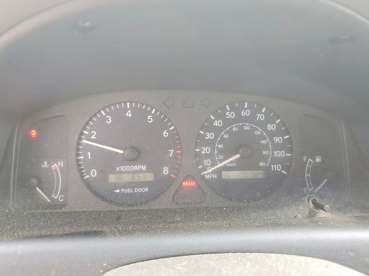 2002 Toyota Corolla Le Silver vin: 2T1BR18E82C574147
