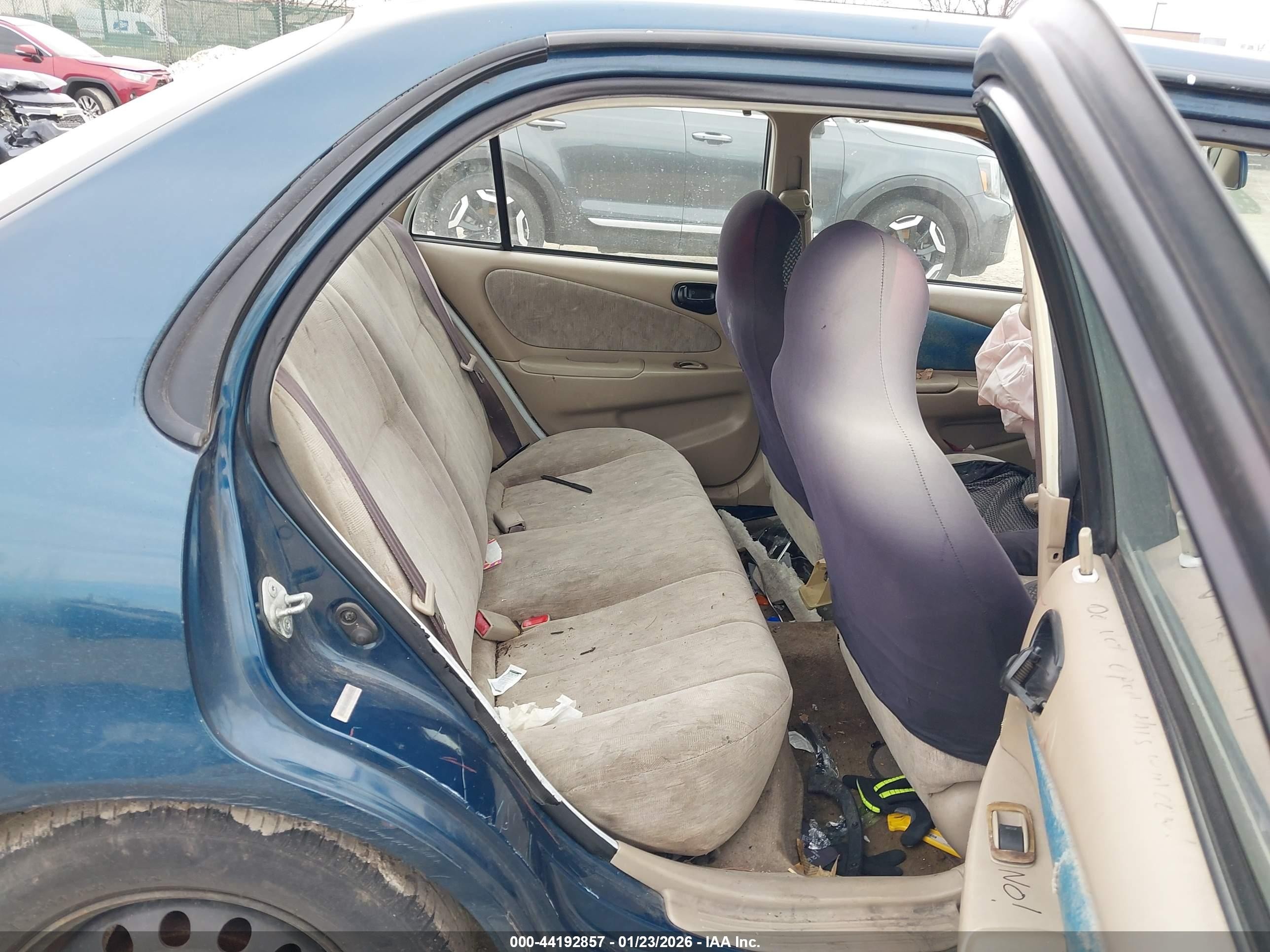 1998 Toyota Corolla Le Blue vin: 2T1BR18E8WC023464