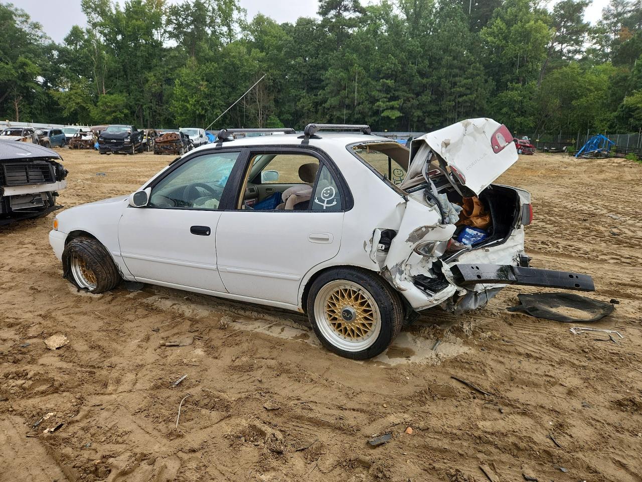 2000 Toyota Corolla Ve White vin: 2T1BR18E8YC335030