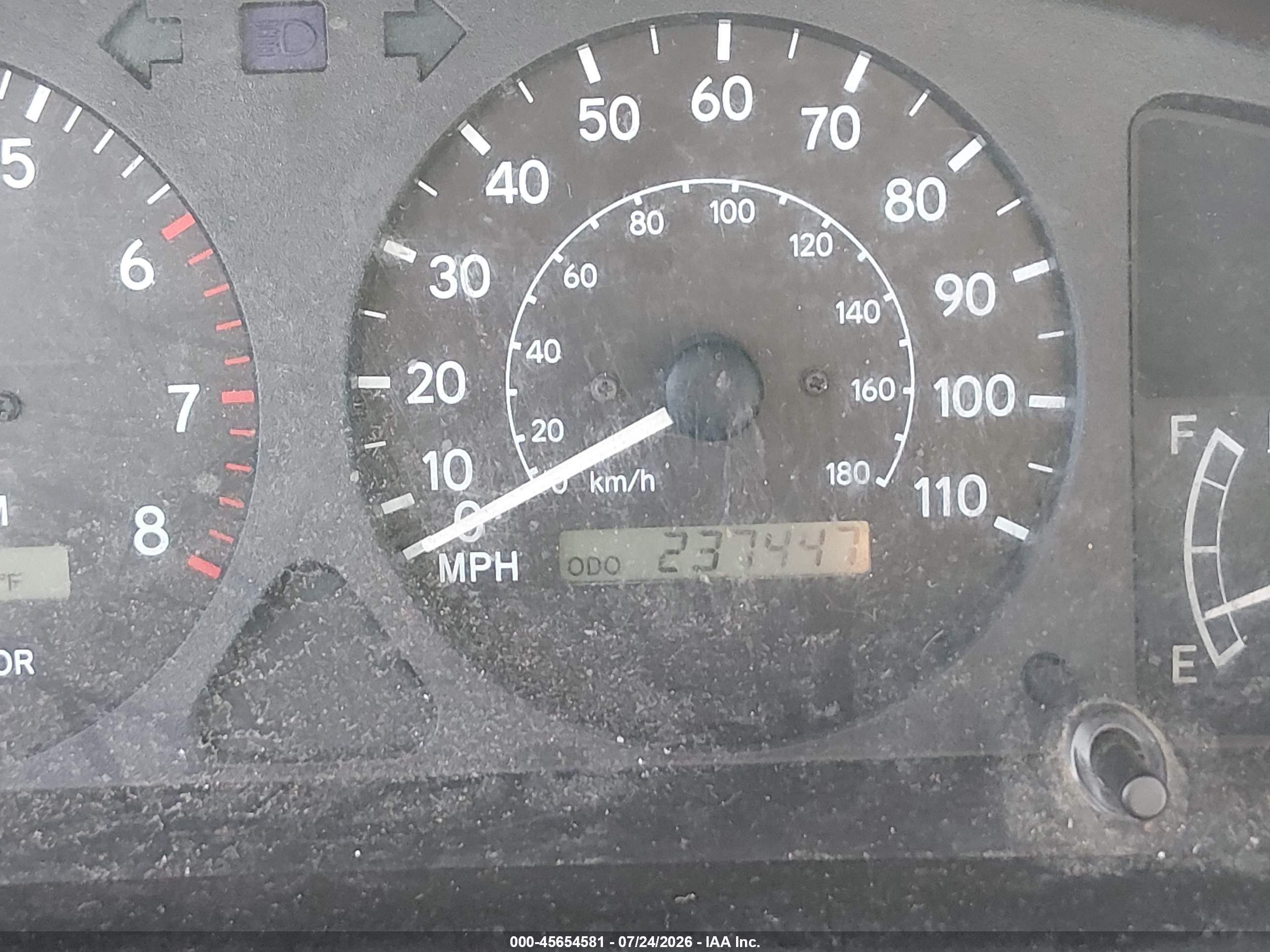 1998 Toyota Corolla Le Blue vin: 2T1BR18E9WC014658