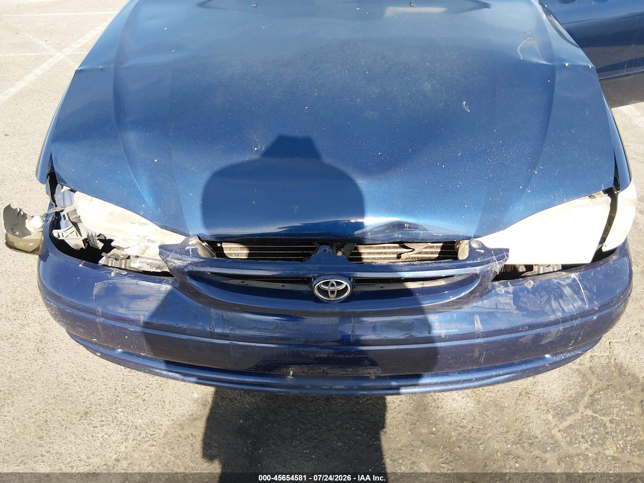 1998 Toyota Corolla Le Blue vin: 2T1BR18E9WC014658