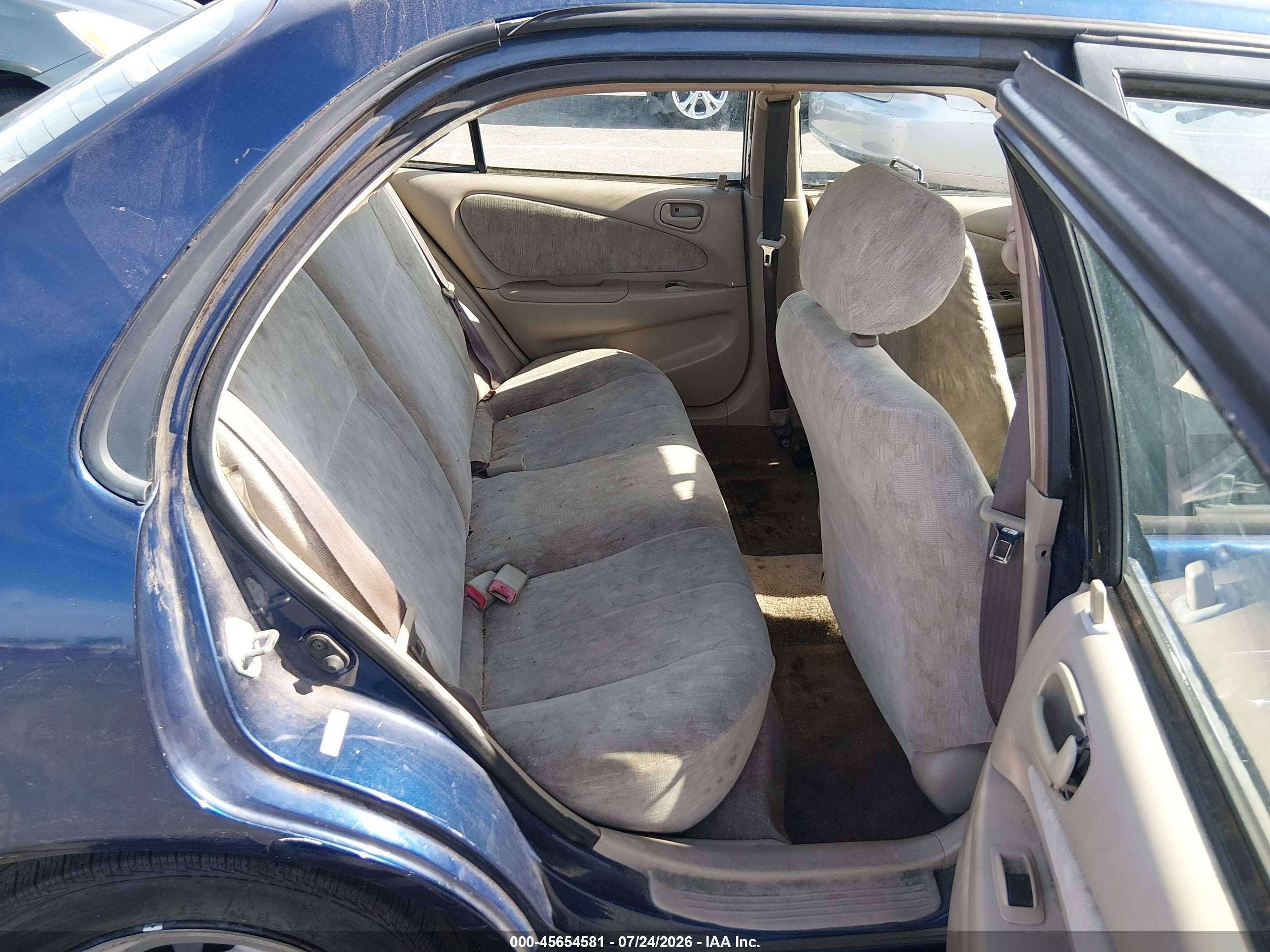 1998 Toyota Corolla Le Blue vin: 2T1BR18E9WC014658