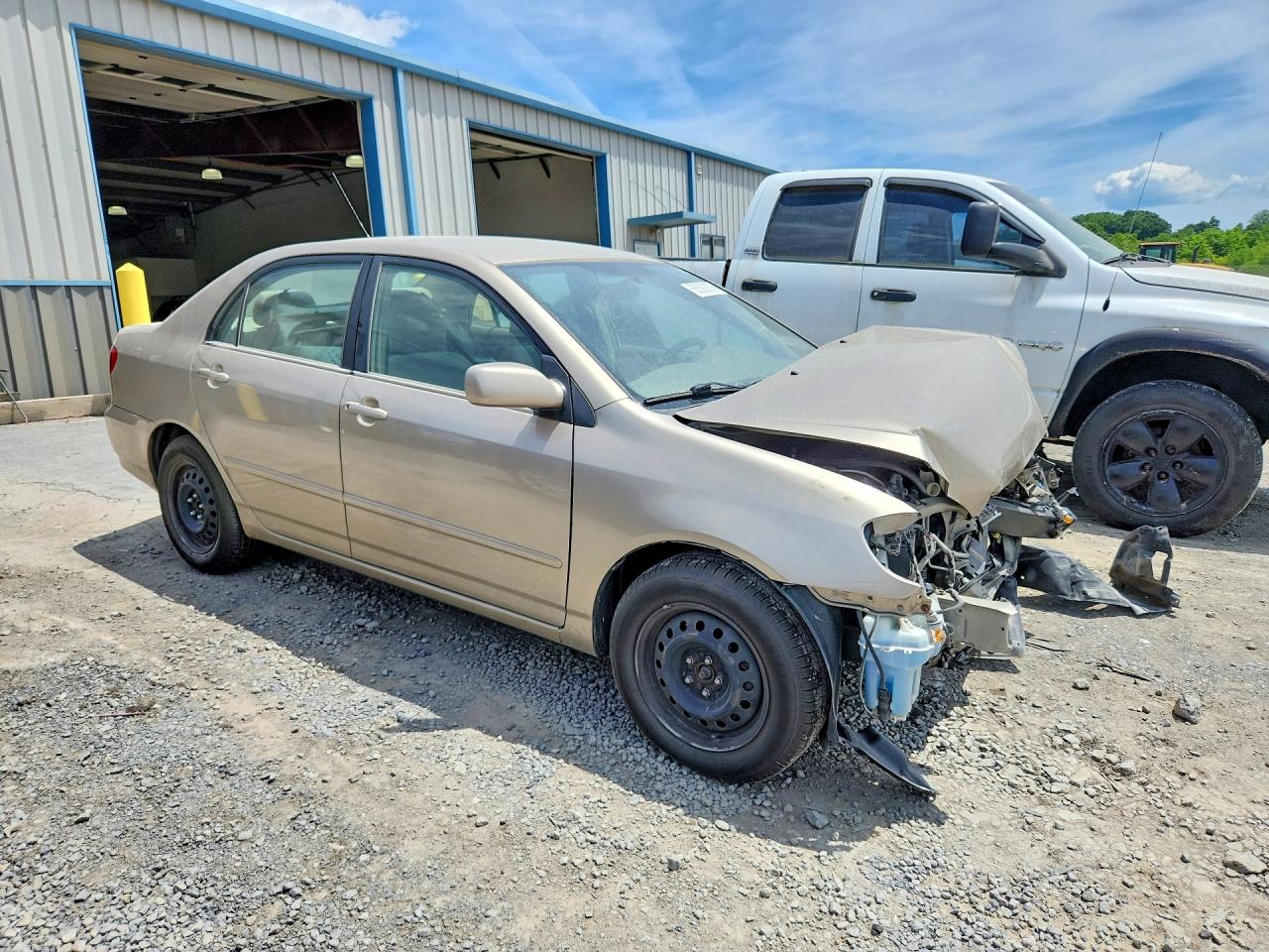 2006 Toyota Corolla Le Gold vin: 2T1BR30E06C569859
