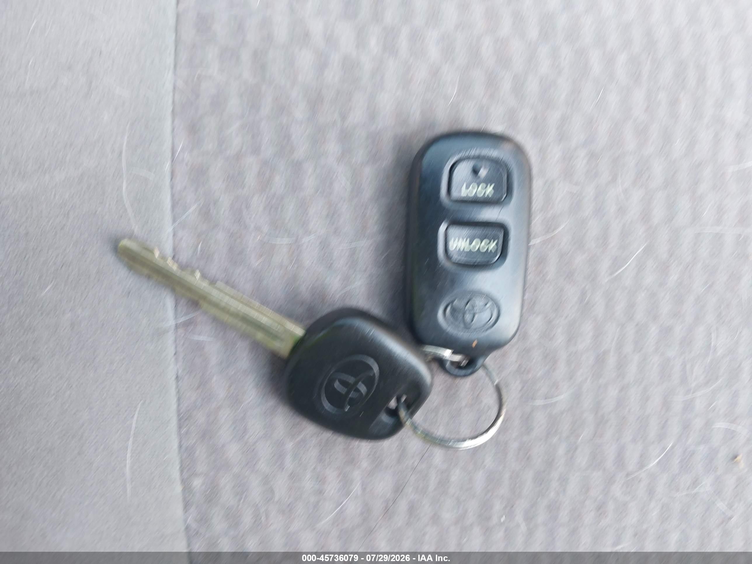2008 Toyota Corolla Le Silver vin: 2T1BR30E18C886861