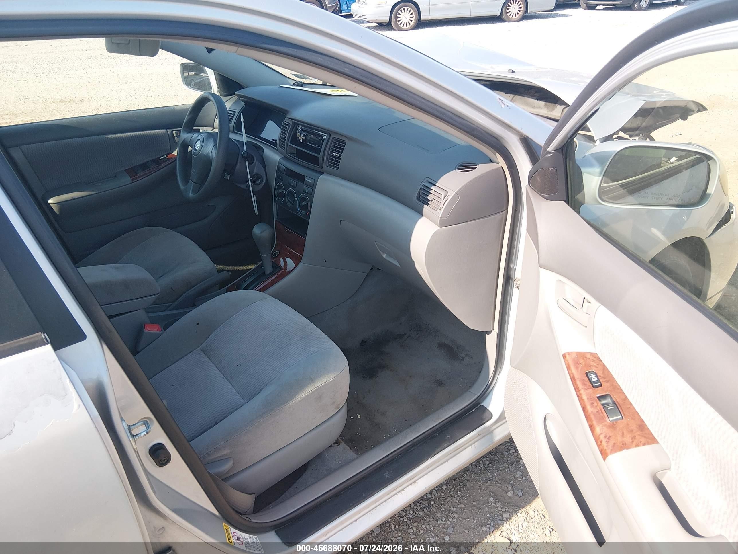 2005 Toyota Corolla Le Gray vin: 2T1BR30E25C417676