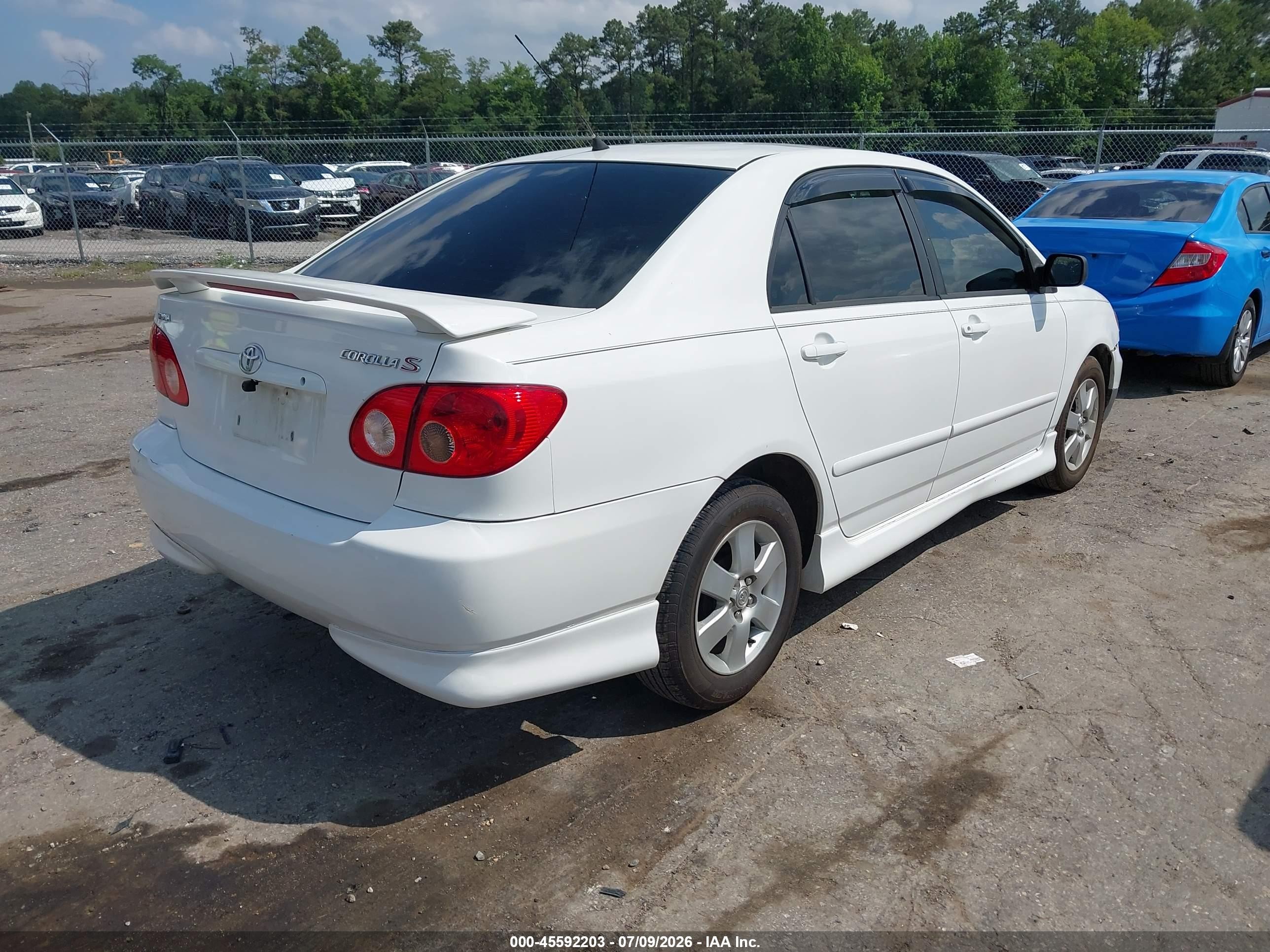 2007 Toyota Corolla S White vin: 2T1BR30E27C758482