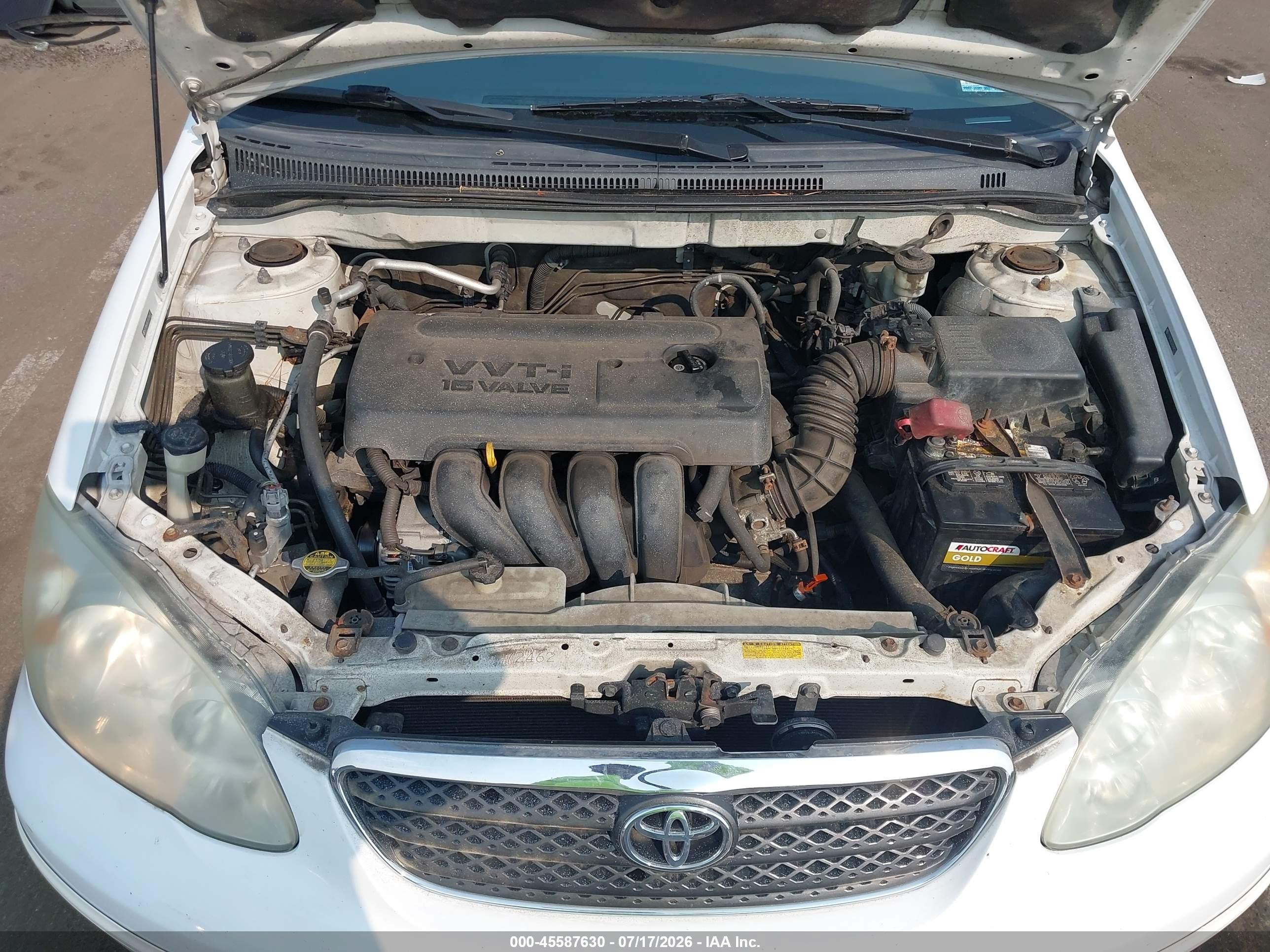 2007 Toyota Corolla Le White vin: 2T1BR30E27C768171