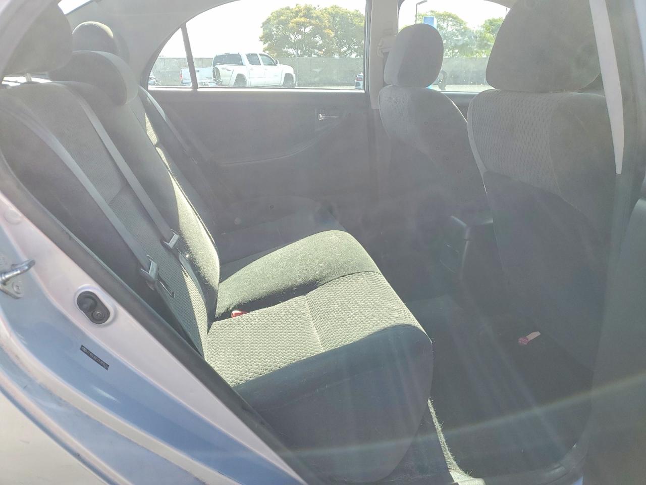 2007 Toyota Corolla S Серебряный vin: 2T1BR30E27C806059