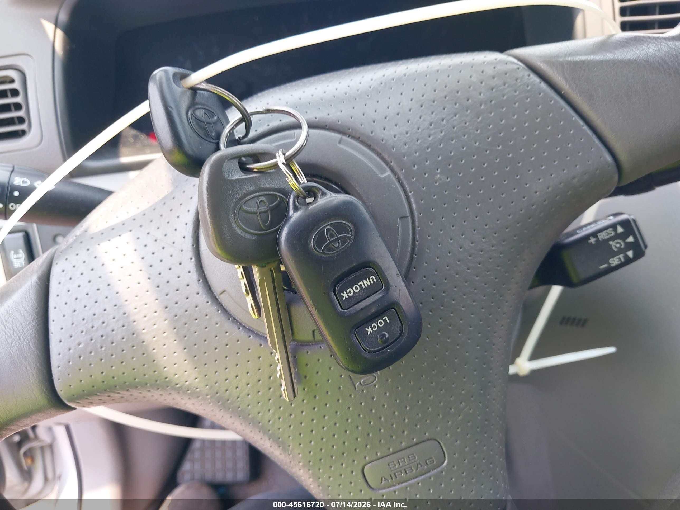 2008 Toyota Corolla Le Silver vin: 2T1BR30E28C894936