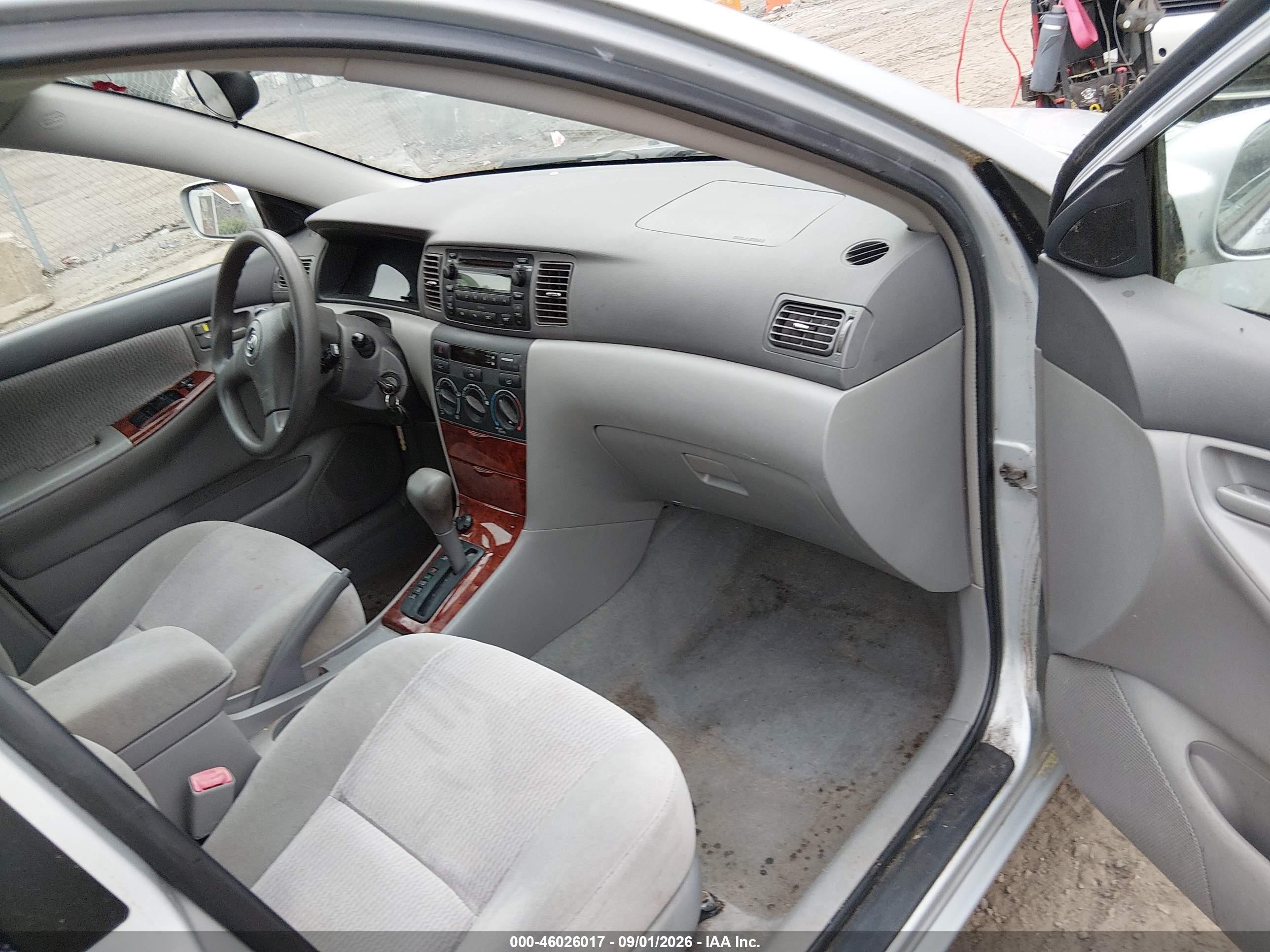 2005 Toyota Corolla Le Silver vin: 2T1BR30E35C506947