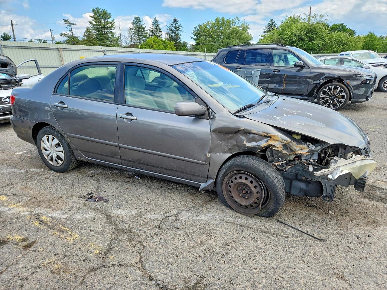 2007 Toyota Corolla Le Gray vin: 2T1BR30E47C753204