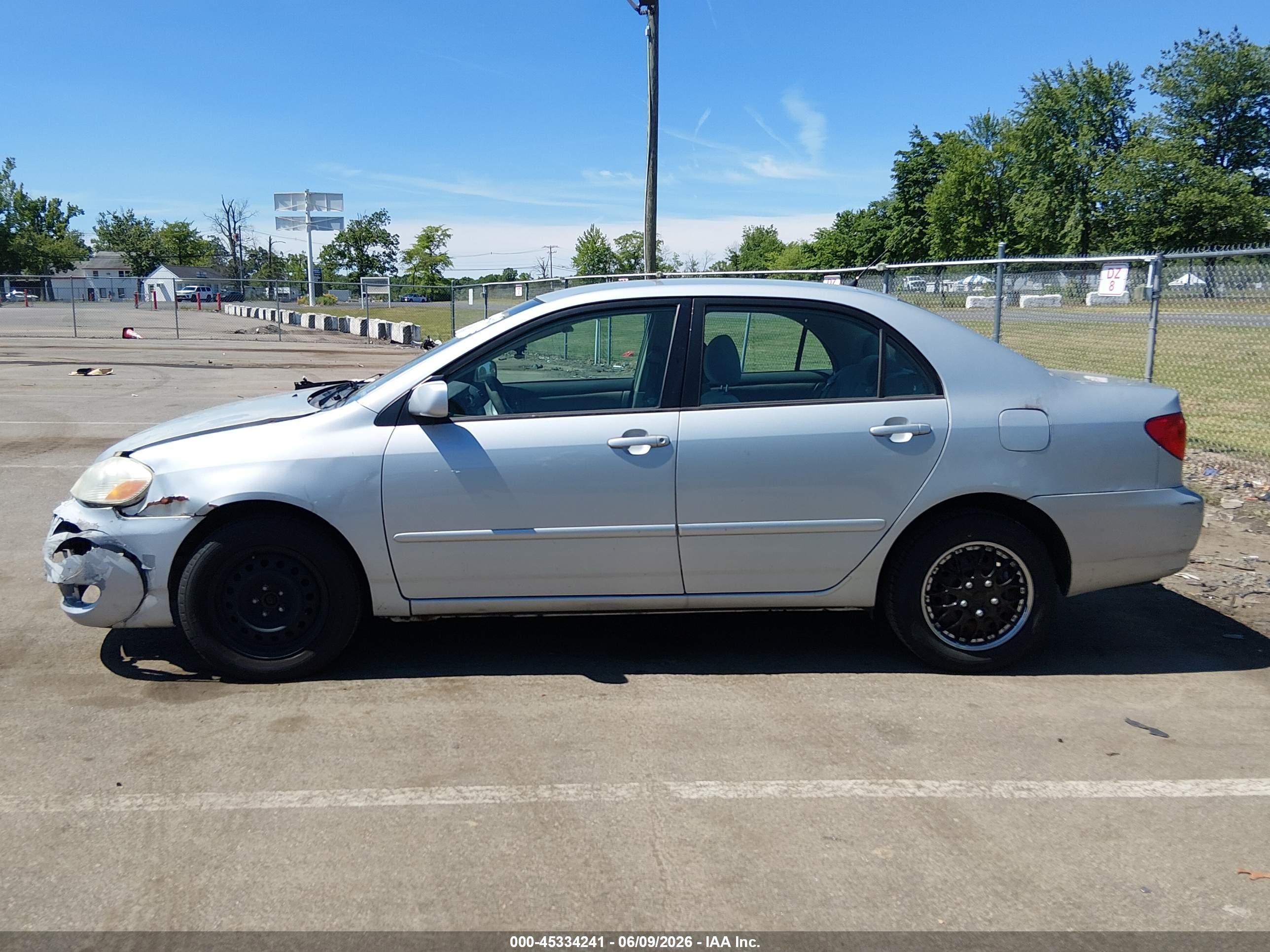 2007 Toyota Corolla Le Silver vin: 2T1BR30E57C762915