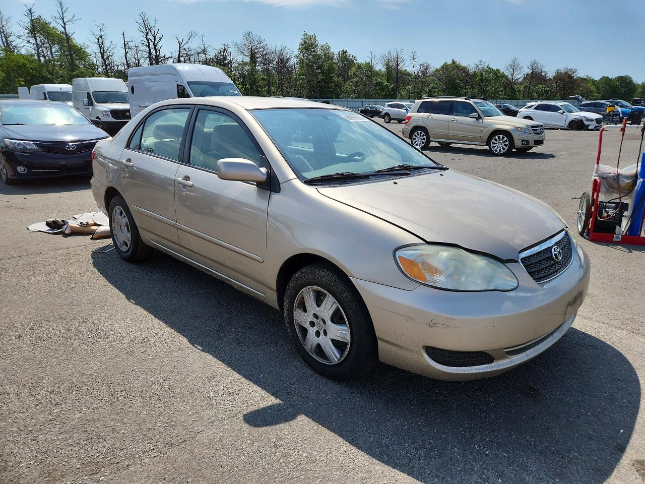2008 Toyota Corolla Le Золотой vin: 2T1BR30E58C912586