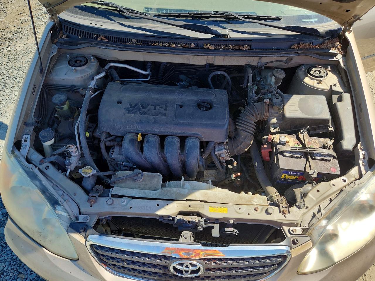 2005 Toyota Corolla Le Gold vin: 2T1BR30E65C557617