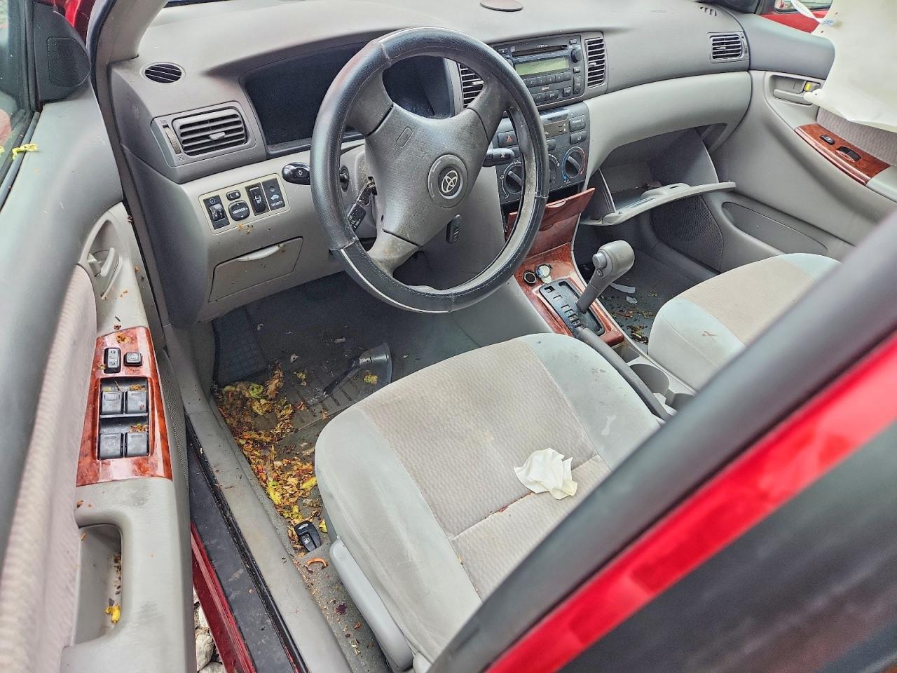 2008 Toyota Corolla Le Red vin: 2T1BR30E68C925475