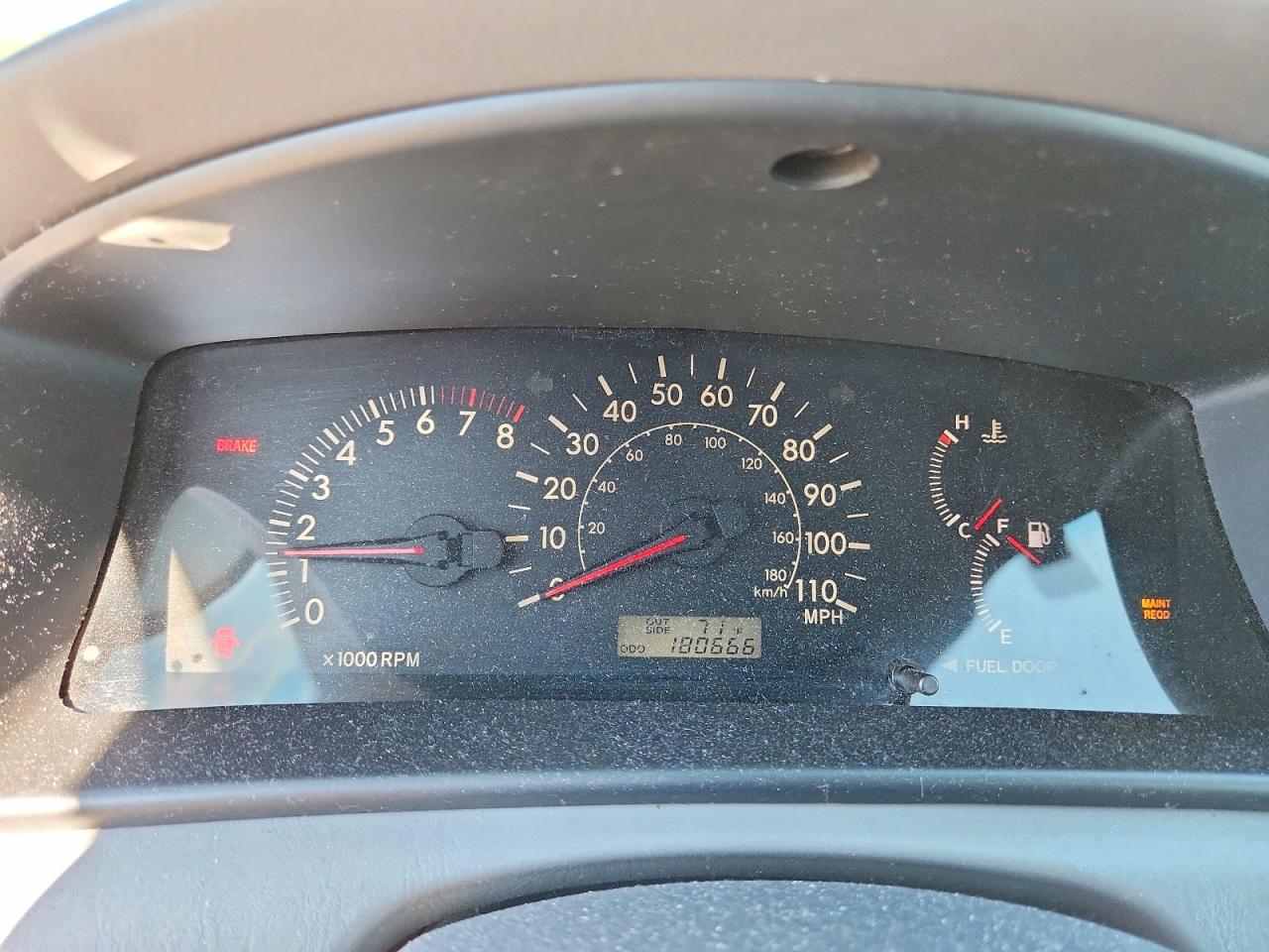 2005 Toyota Corolla Le Gray vin: 2T1BR30E75C464704